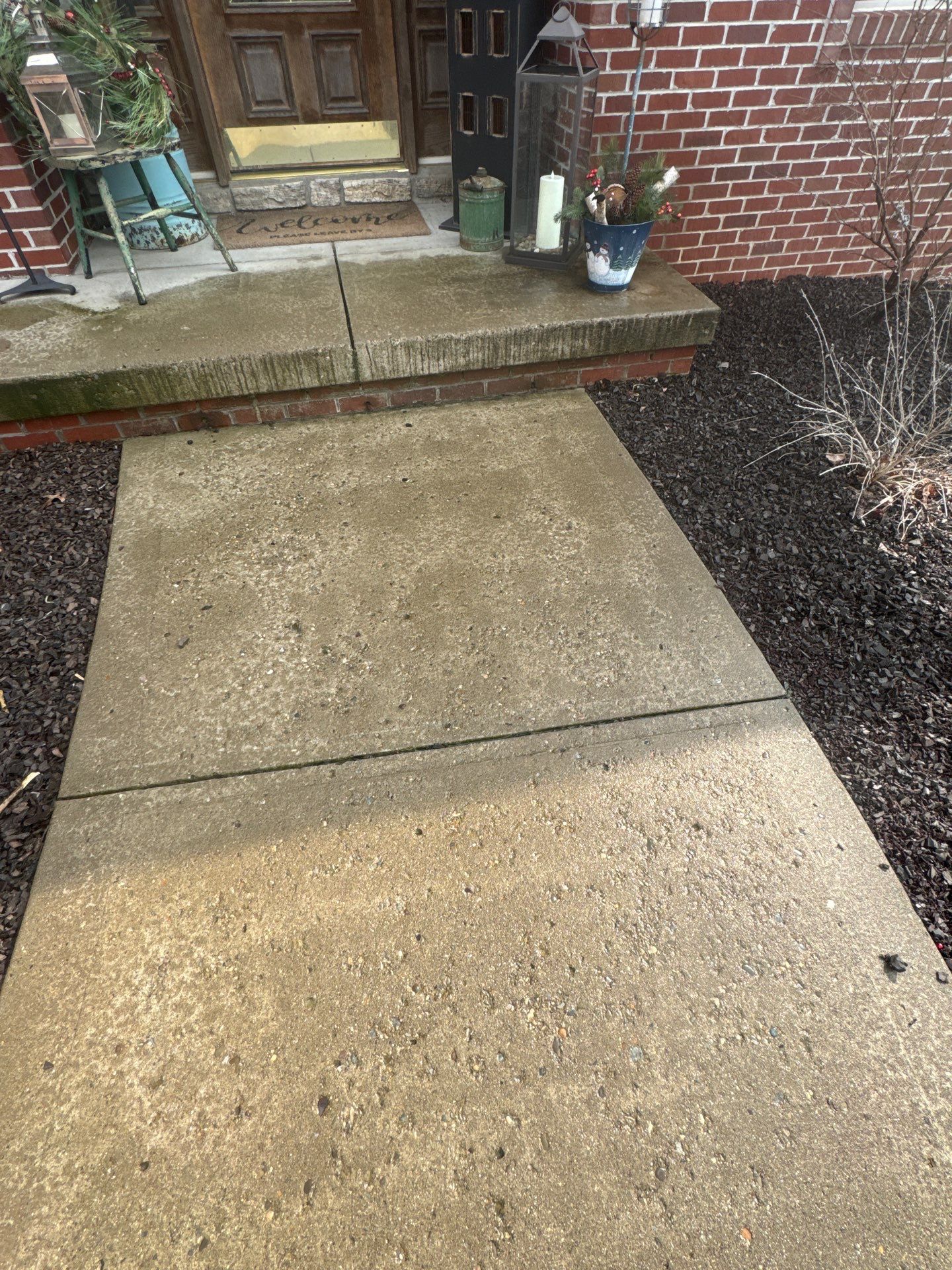 Driveway + Garage + Walkway Project in Meridian by Floors in a Day, Inc