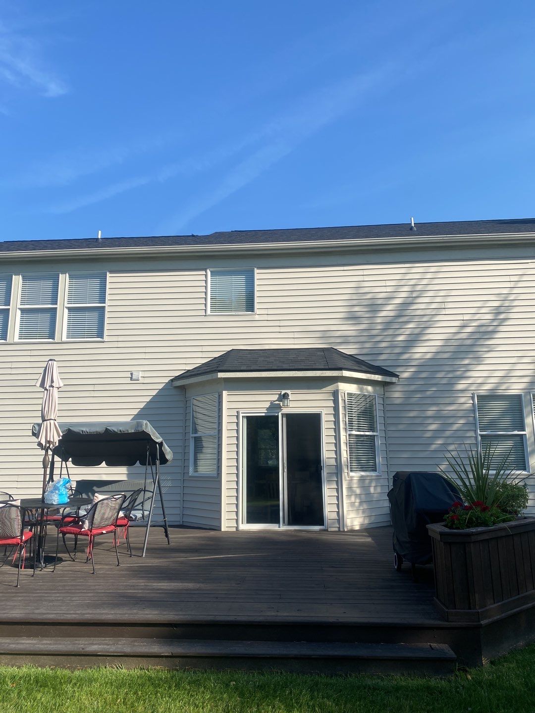 From James Hardie to Vinyl by Cox Roofing