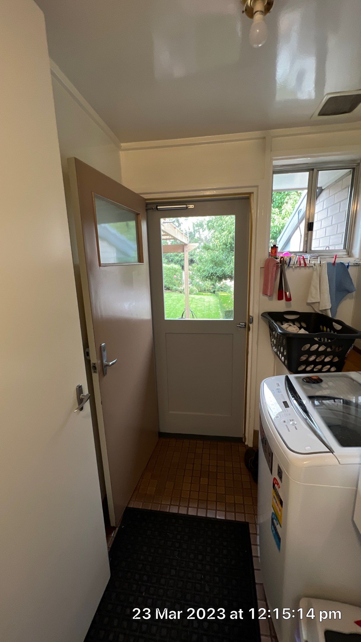 Main Bathroom, Toilet & Laundry Renovation by Re-seal Bathrooms