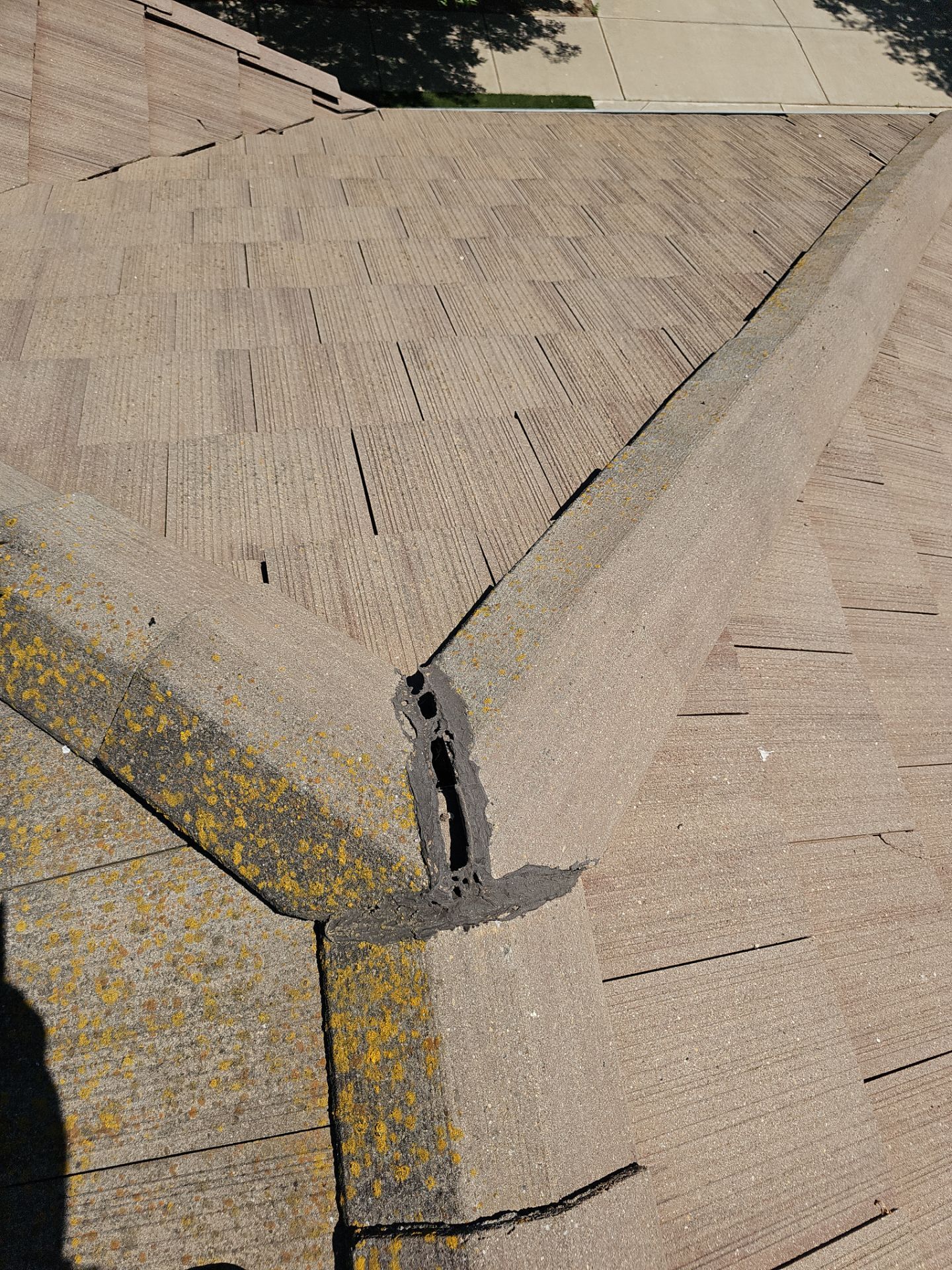 Sunny Oak Dr Turlock  by Econo Roofing