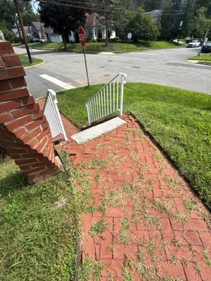 Gutter Cleaning in River Edge, NJ — Gallo Bros job photo