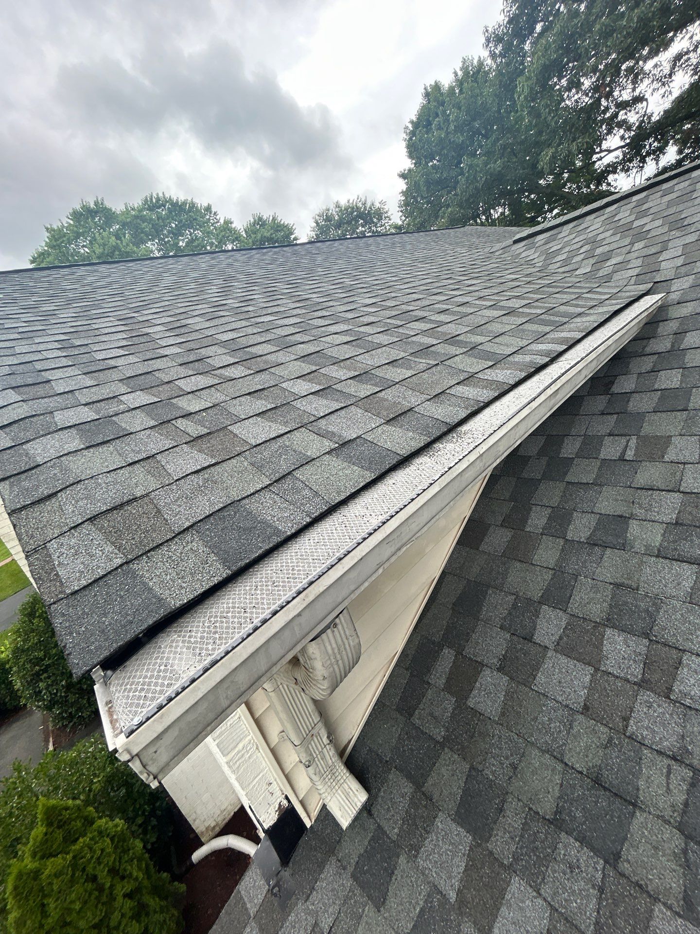 Alexandria: Residential Roof Replacement with GAF Timberline HDZ in Nantucket Morning by RM Banning, Inc.