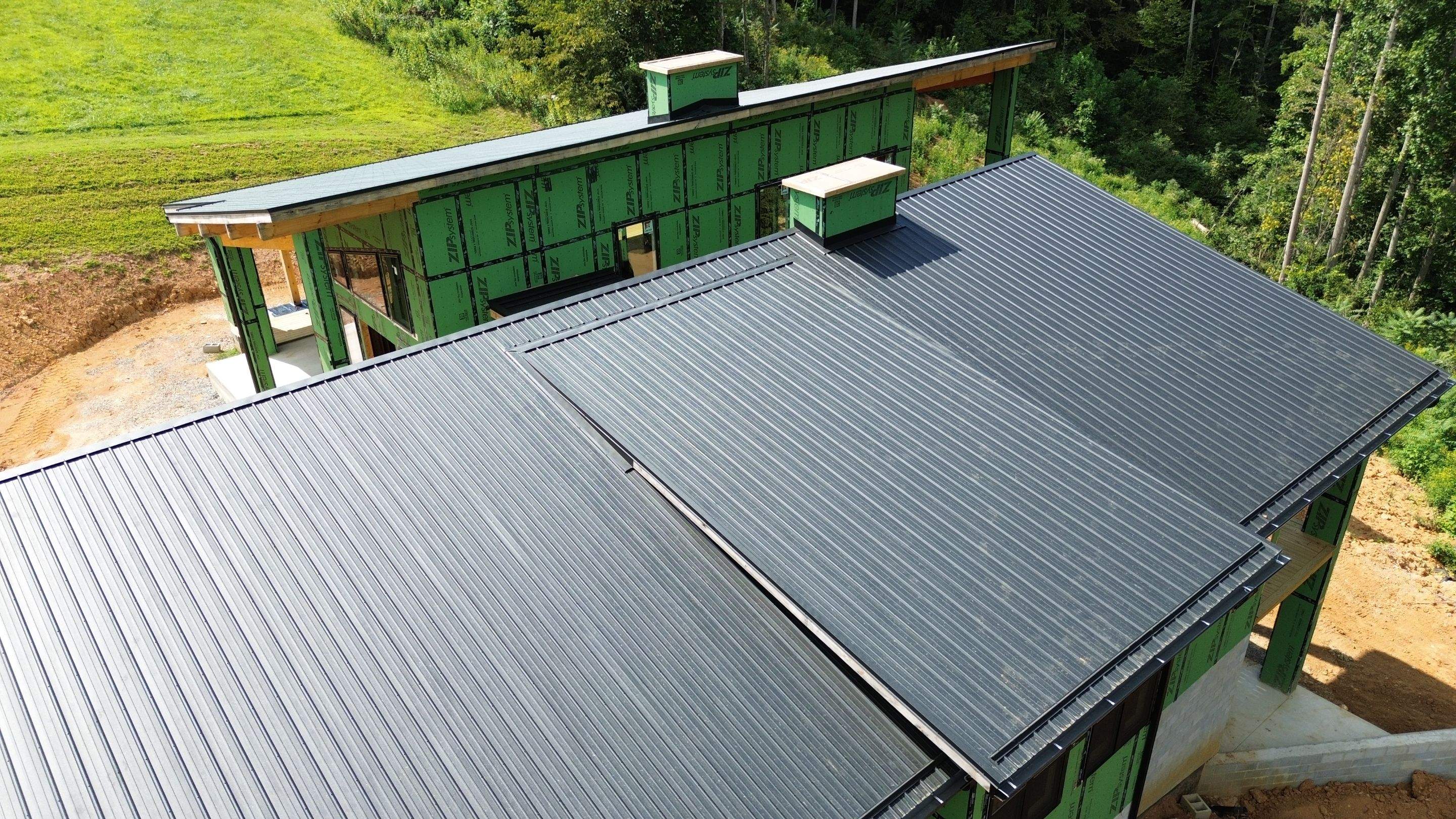 Lot 32 by Omnia Roofing