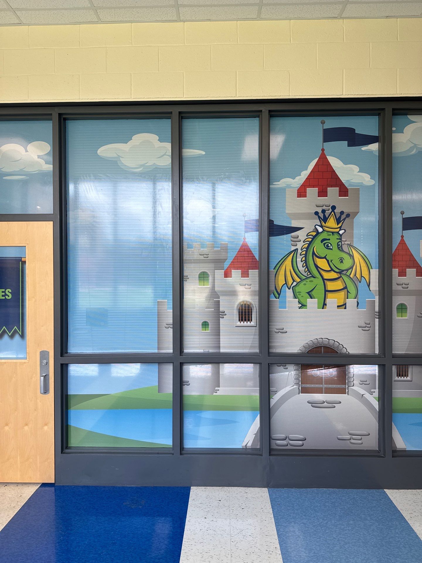 Knights View Elementary School by QC Signs and Graphics