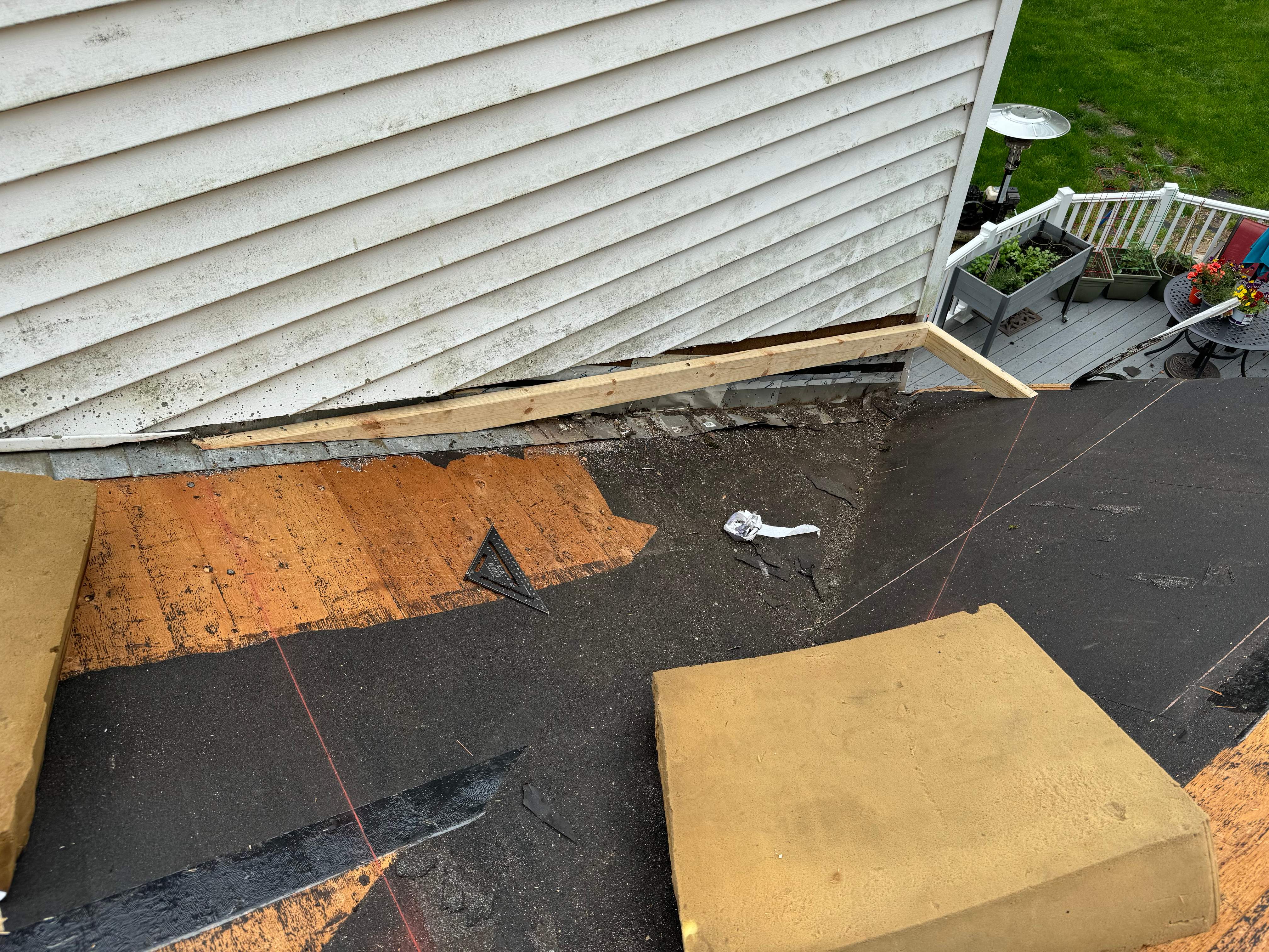 Residential Roofing Installation using Certainteed Landmark ClimateFlex by GRACCO