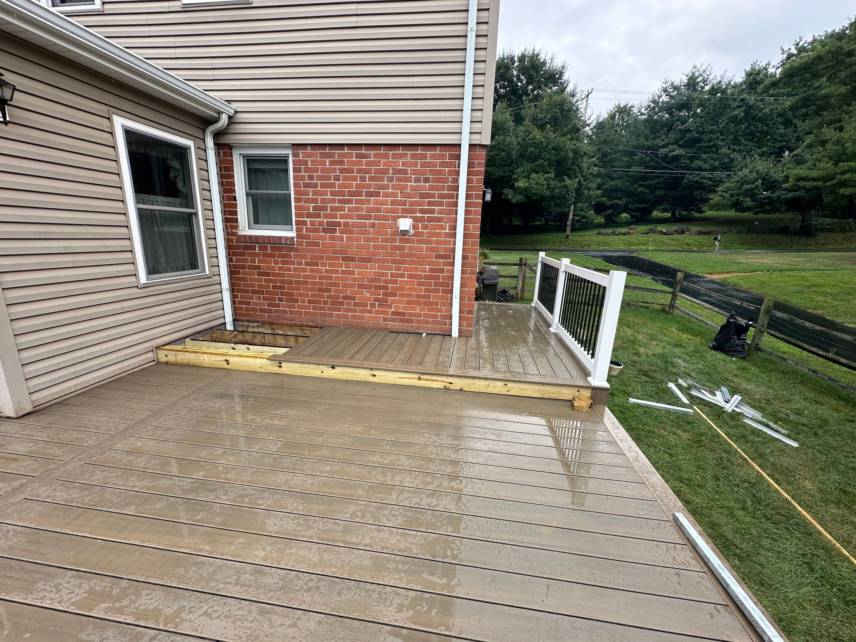 Deck Resurface using Deckorators Vista decking - color Dunnewood by deck guardian