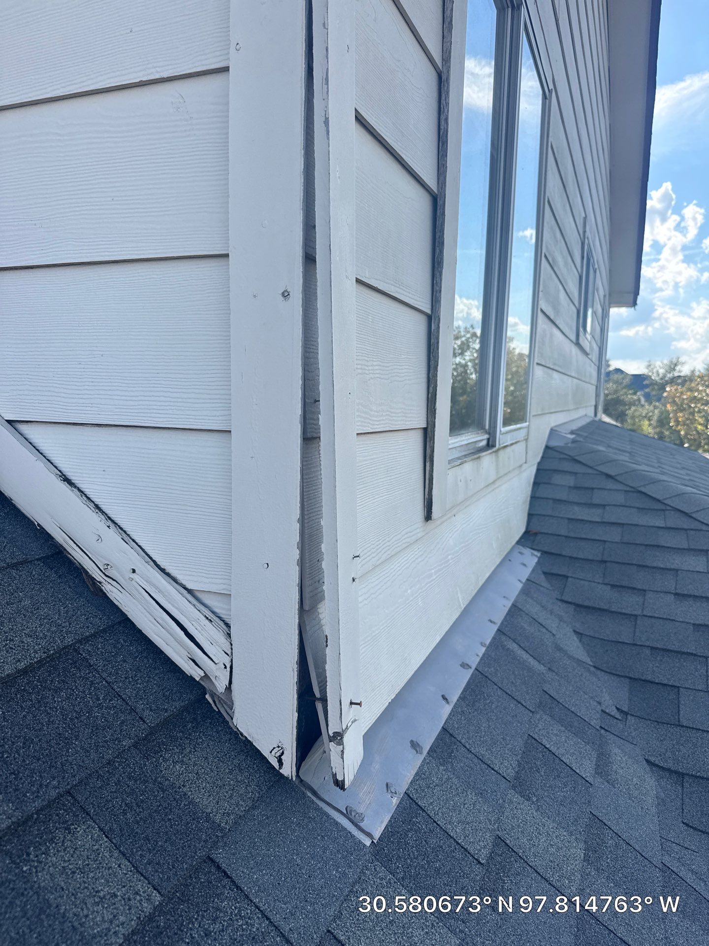 Residential Roof Replacement using Owens Corning - Oakridge - Estate Grey by Action Exteriors Austin