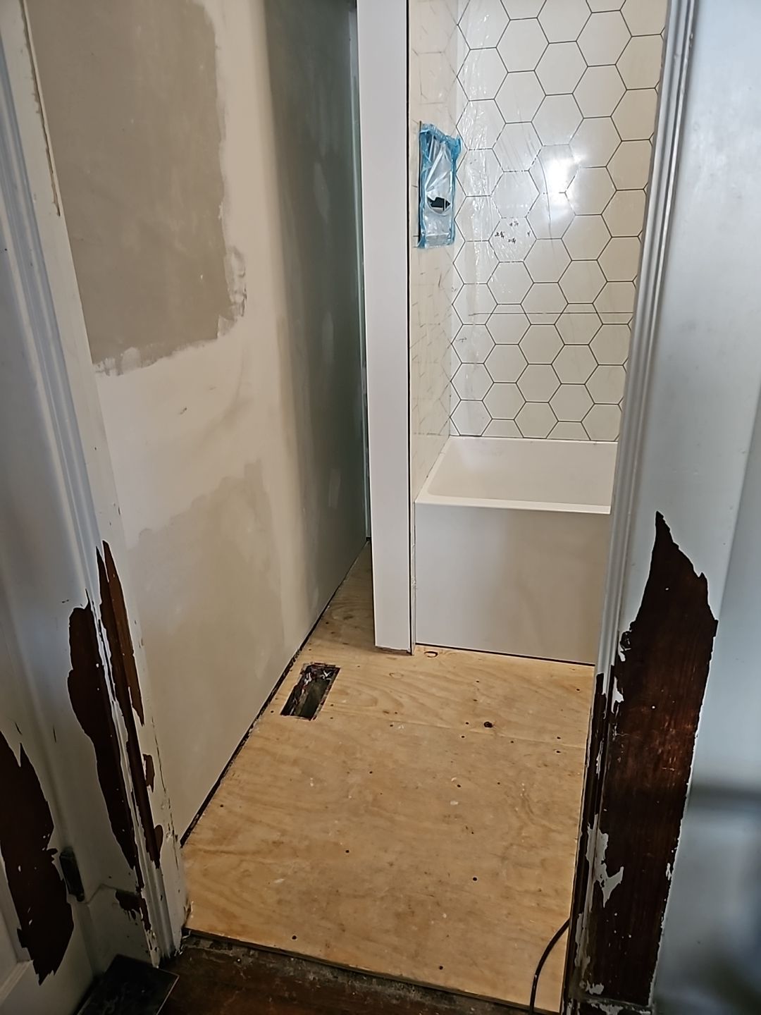 Easy to clean bathroom! Fresh by The Shower Company