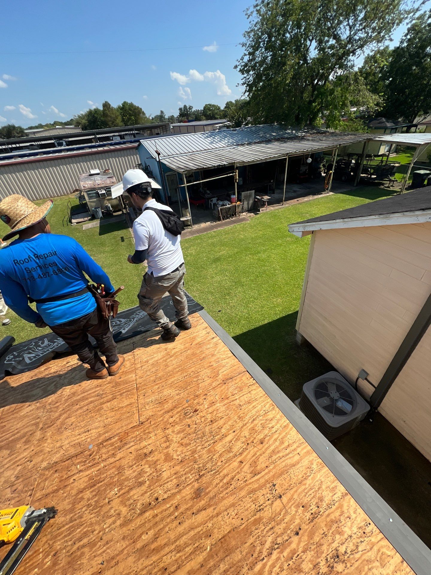 Residential Roofing Installation using Owen's Corning Duration (Lifetime) Shingles by Roof Repair Company