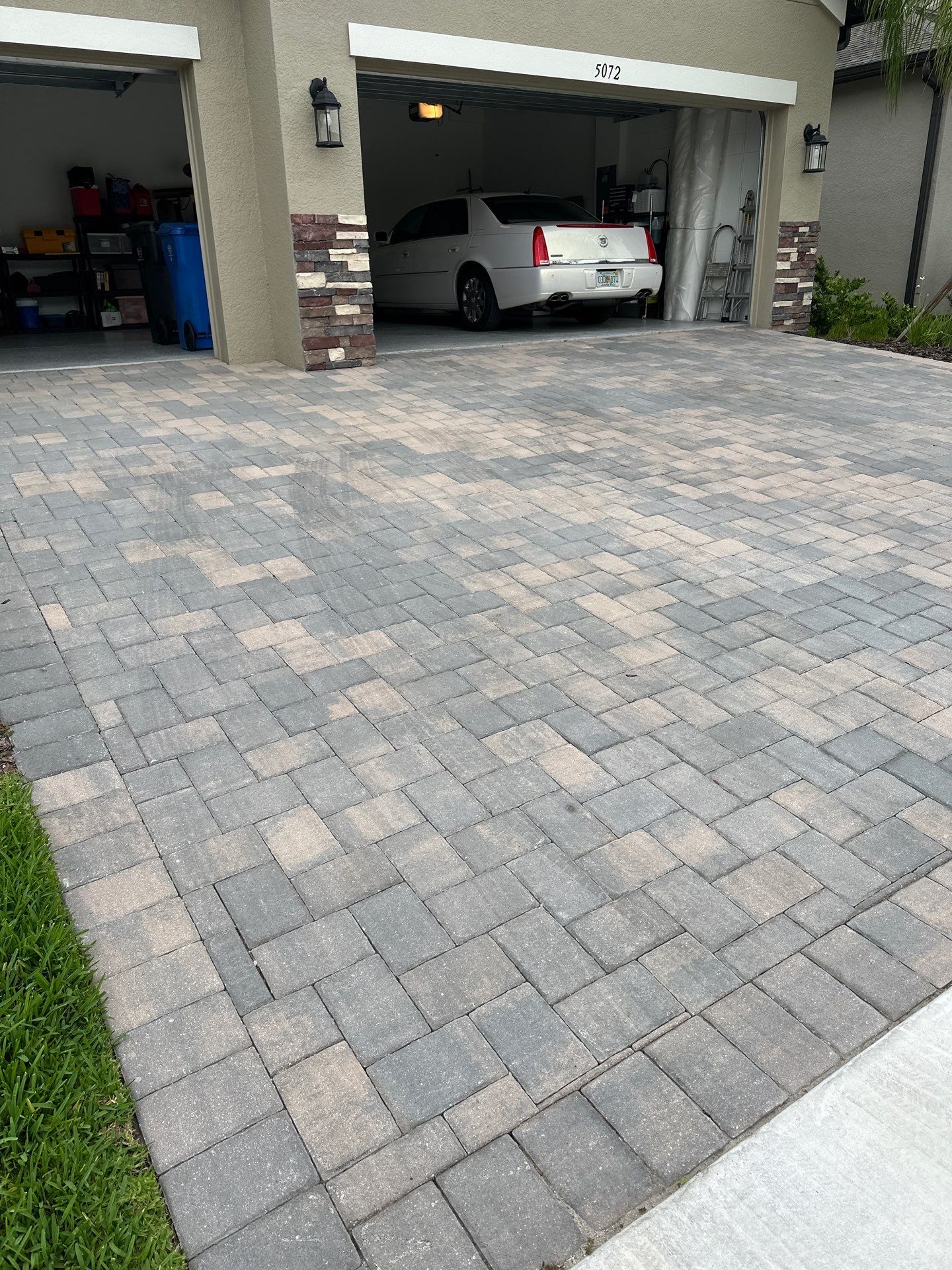 Paver Cleaning and Sealing in Berry Bay, Sun City Center by Supreme Paver Experts