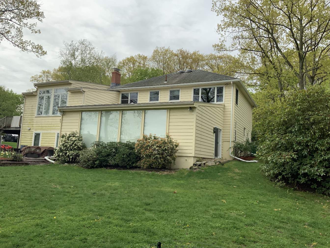 Siding Installation using Everlast Composite Siding by UBrothers Construction