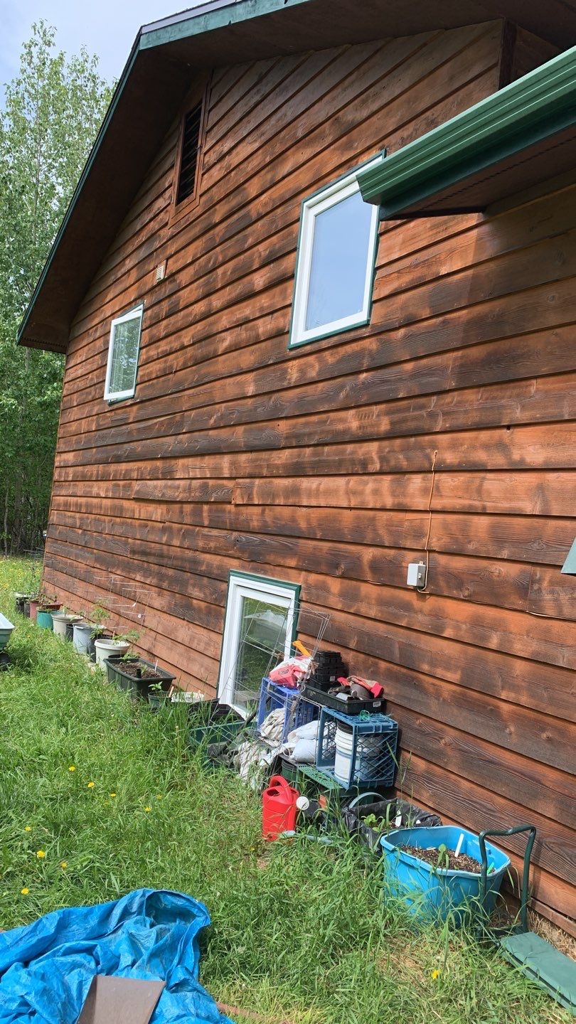 Wood Siding Restoration by Midnight Sun Painting
