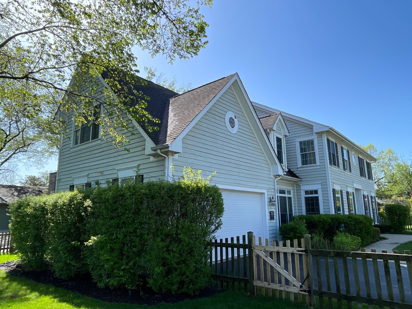 Asphalt Roof Replacement by Custom Installations