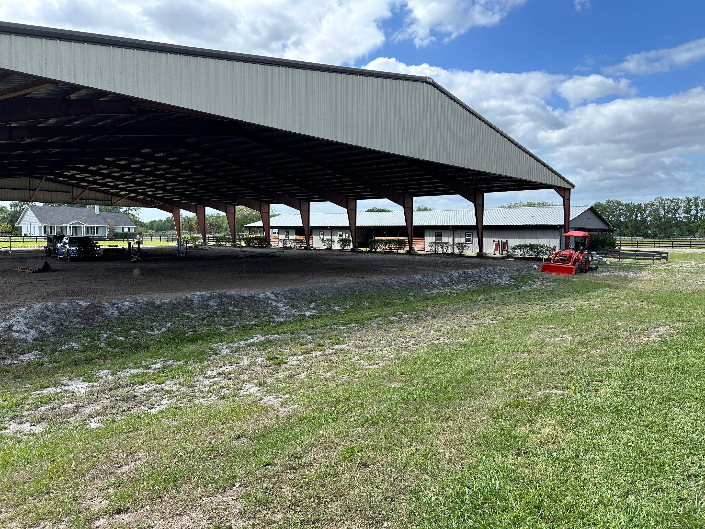 Vinyl Horse Fence & Concrete Pier Cleaning at Lesley Cox Equestrian, Parrish, FL | Sunshine AquaWash by Sunshine AquaWash
