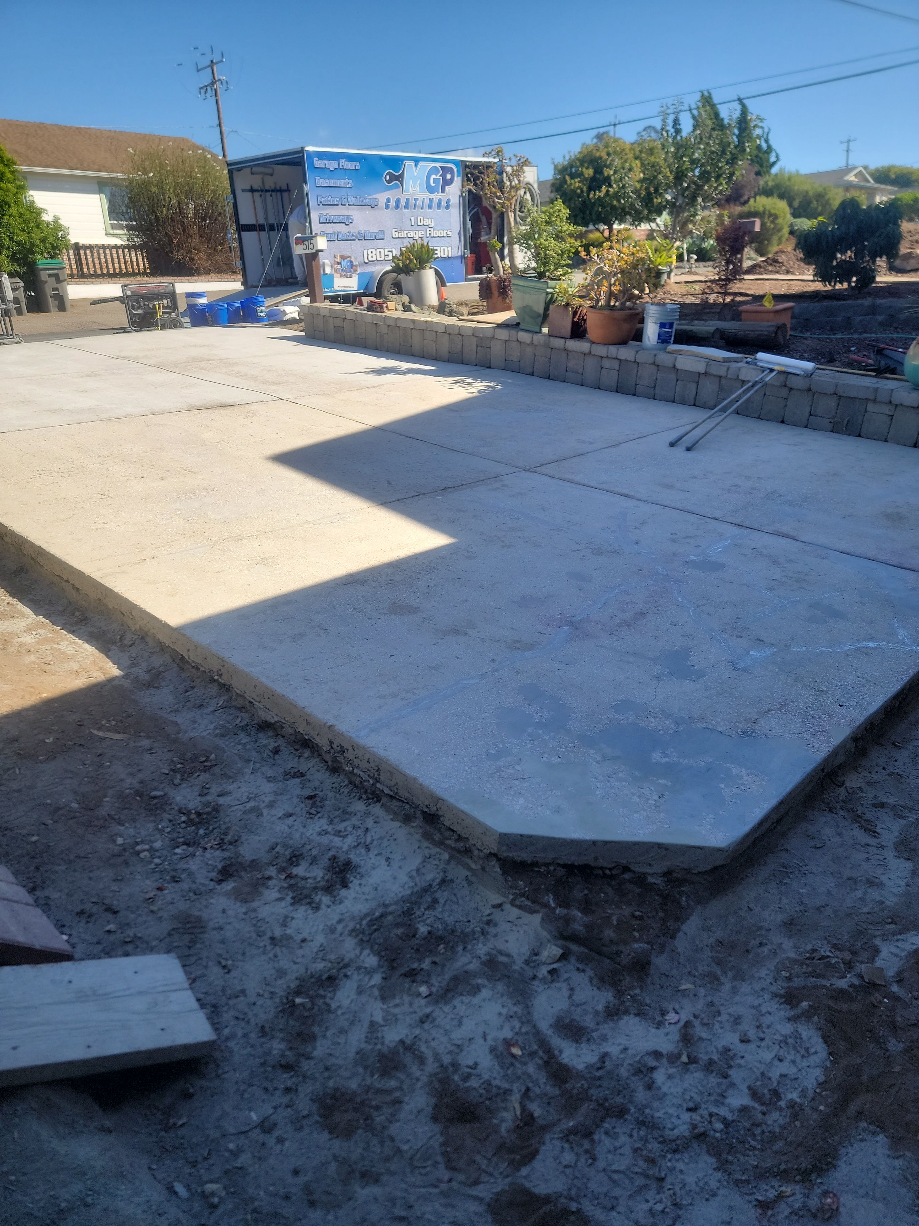 Stonewash Garage Floor Coating and Quartz Concrete Driveway in Morro Bay by MGP Coatings