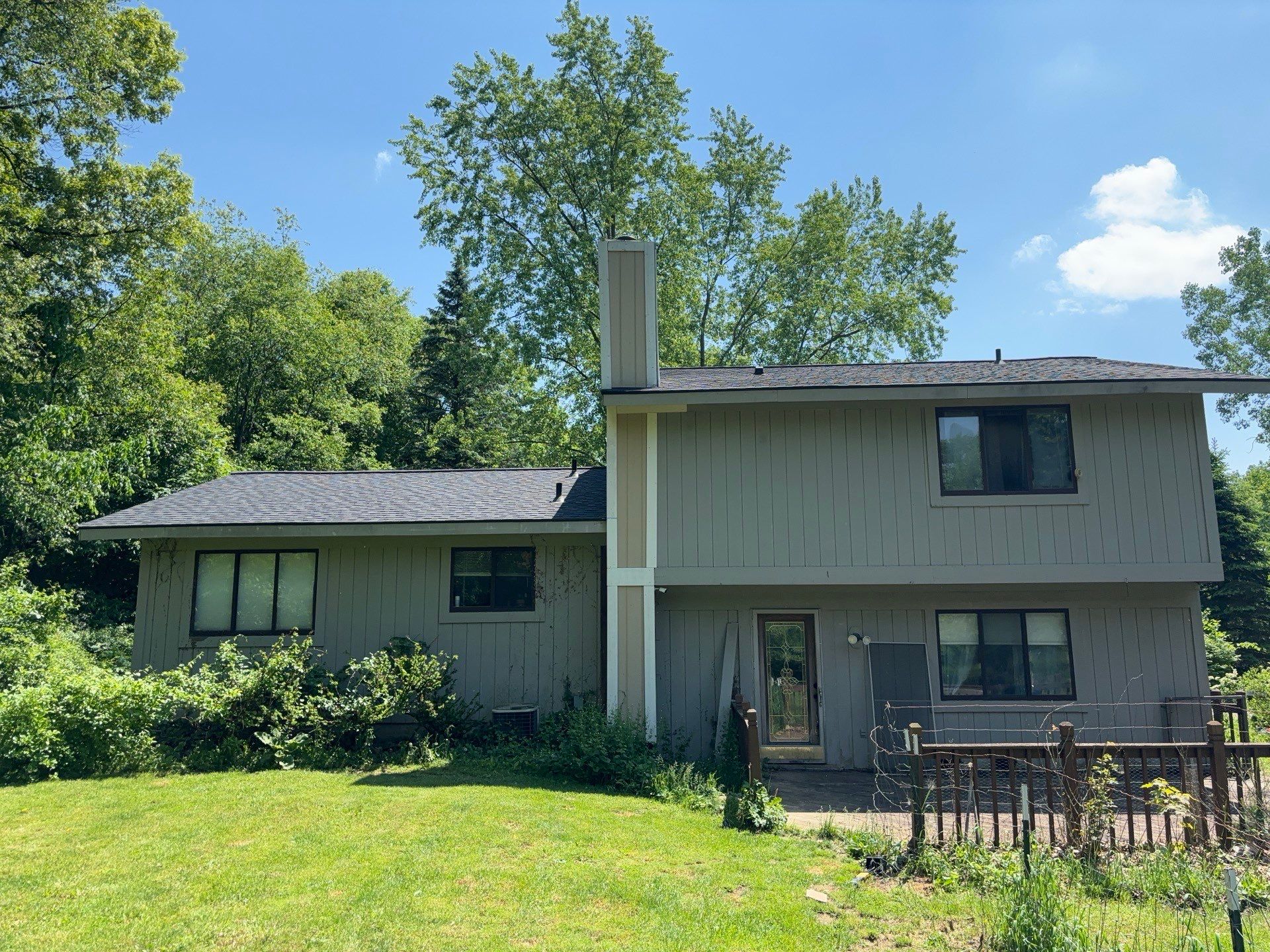 Siding Replacement using Alside D4 1/2" Dutchlap by 180 Contractors