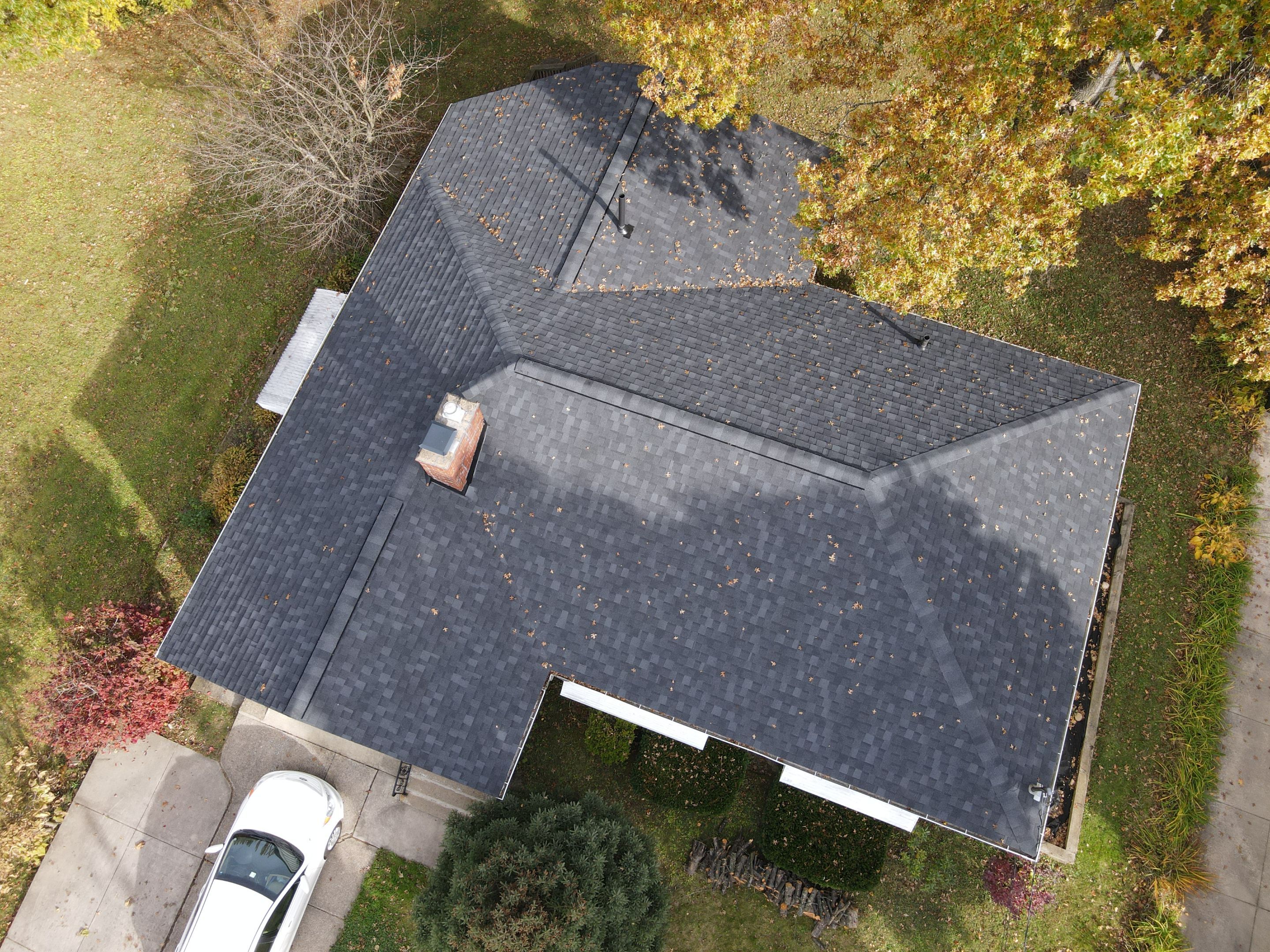 Brand Atlas Pinnacle Color: Pristine Scotchgard Black Drip: Black by Eagle Eye Roofing