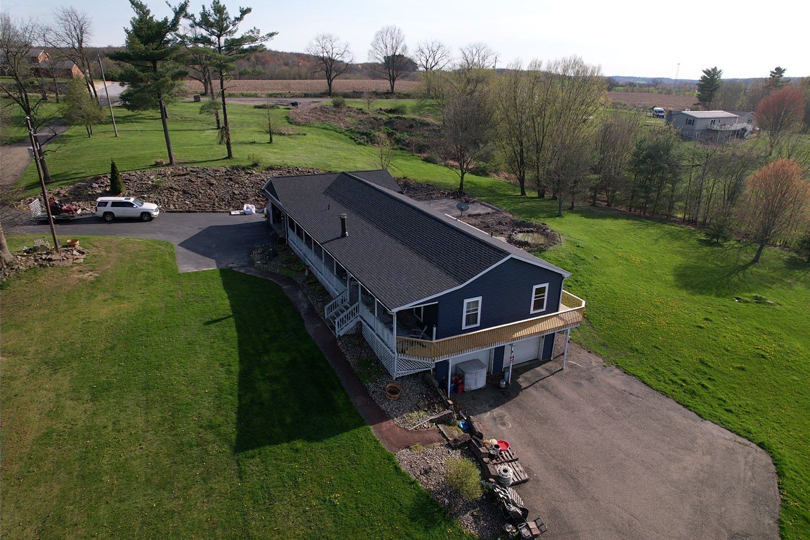 Dundee, Ohio Shingle Roof, Siding, Stone and Deck Installation by Pine Ridge Roofing LLC