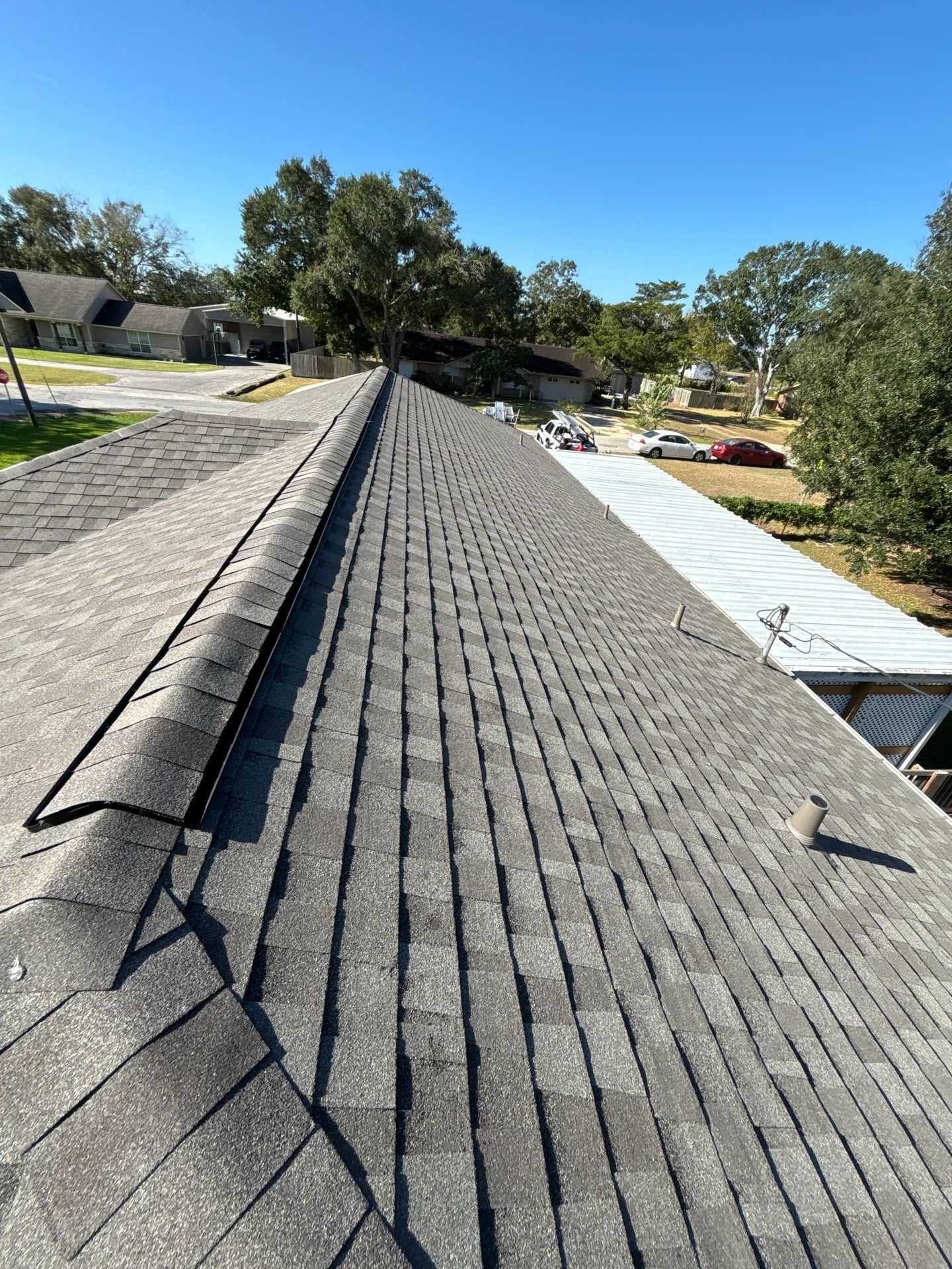 Residential Roofing Installation using Owen's Corning Duration (Lifetime) Shingles by Roof Repair Company