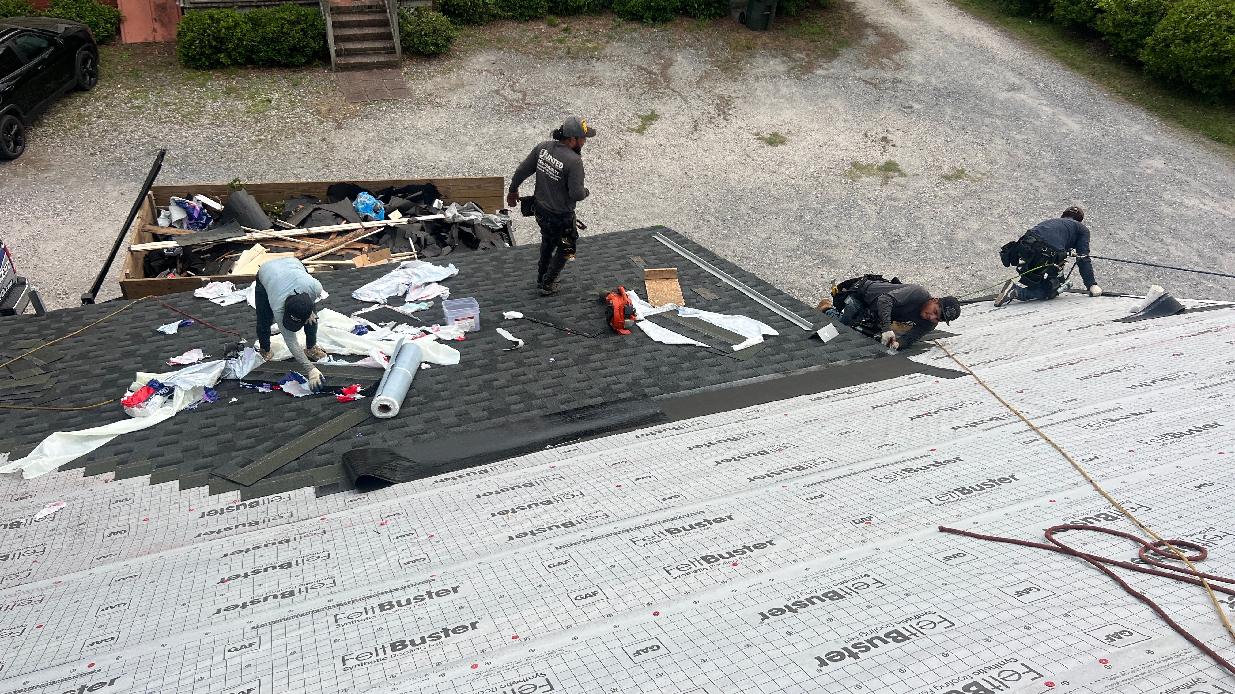 Morabit Office Building by United Contracting and Roofing