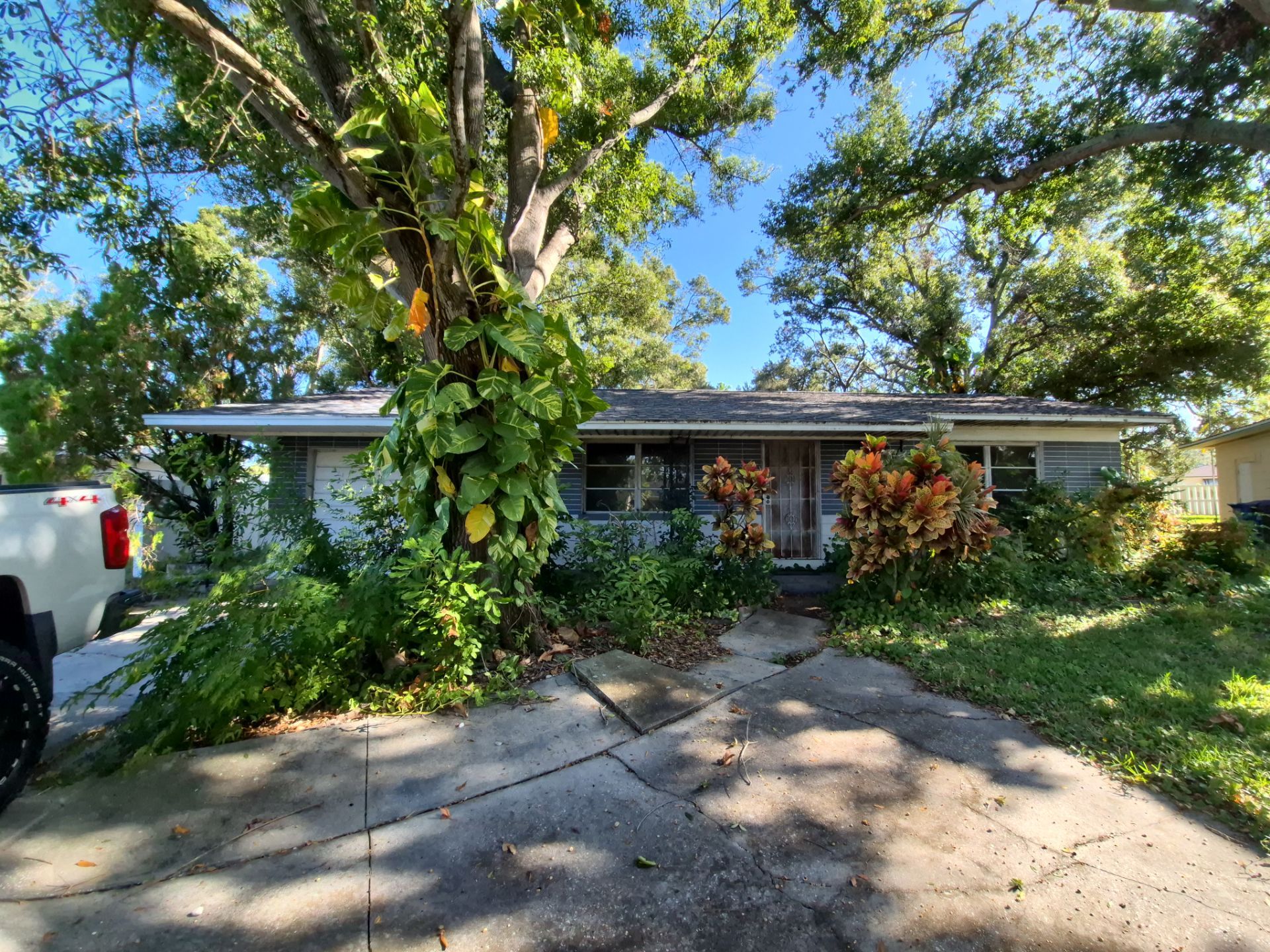 Project in St. Petersburg 33710 by Mitchell Roofing Company LLC