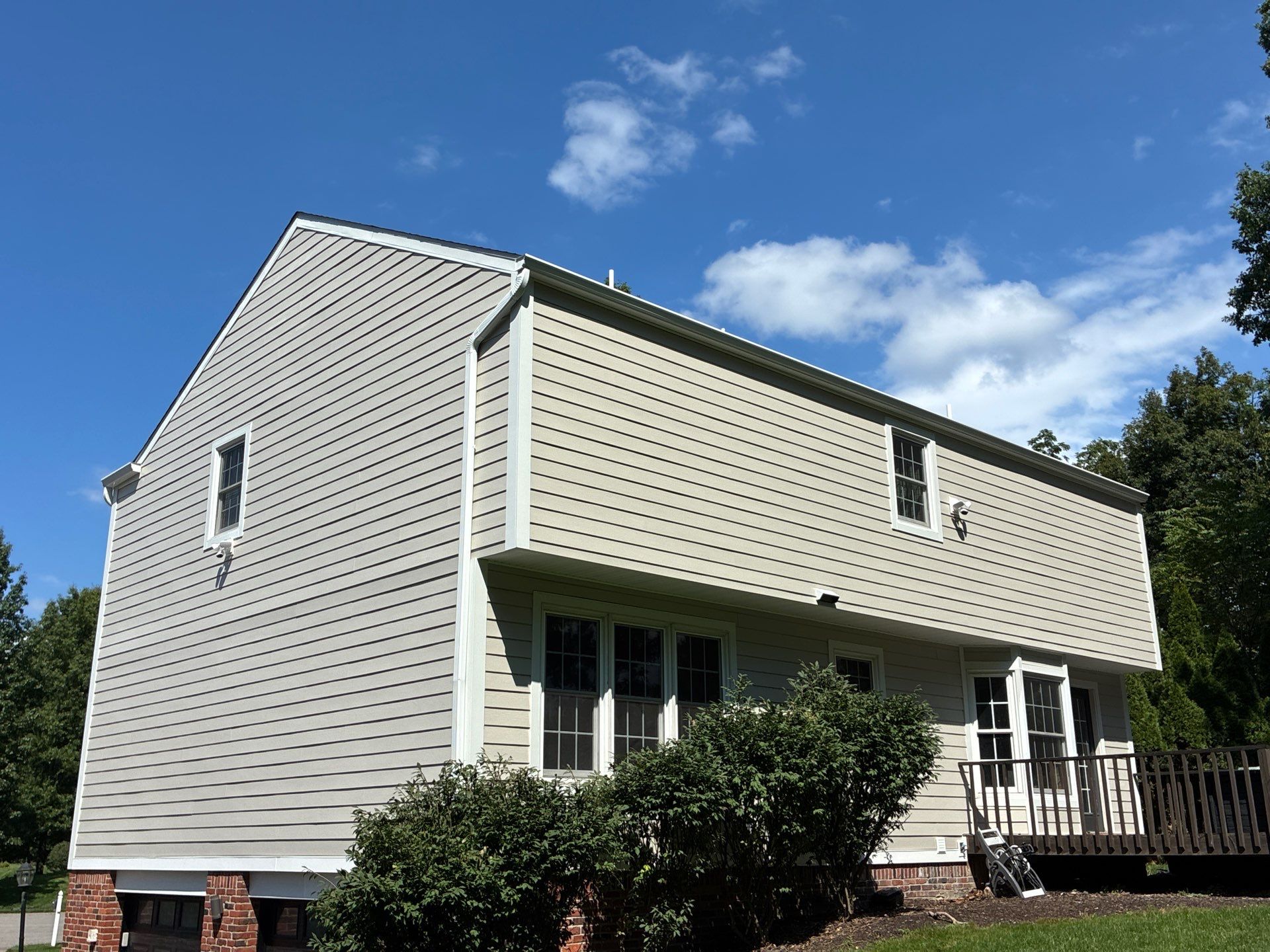 James Hardie Full House Siding Renovation in Wexford by Ideal Siding Pittsburgh