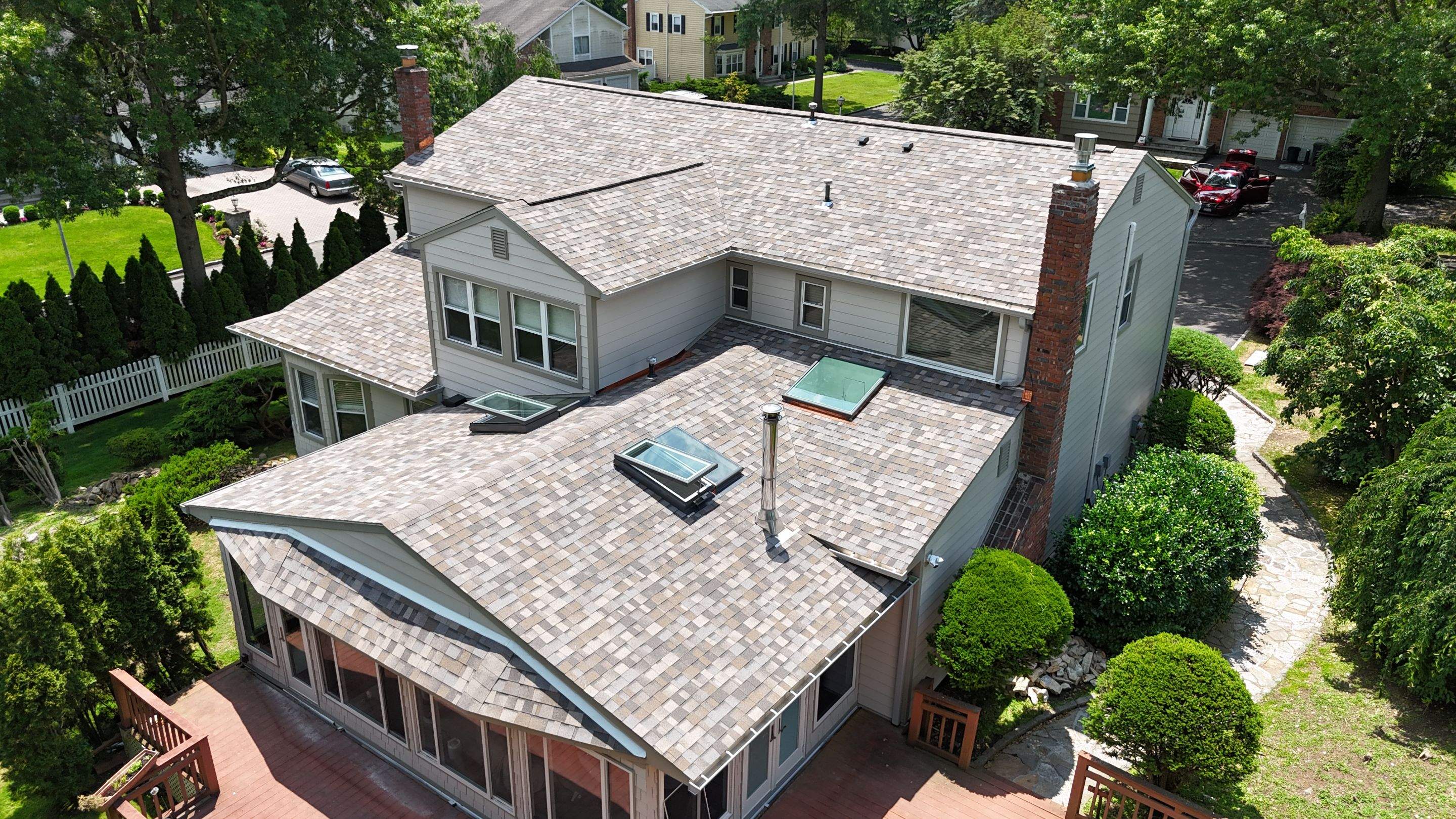 Project in White Plains by The Energy Efficient Roofer & George's Seamless Gutters