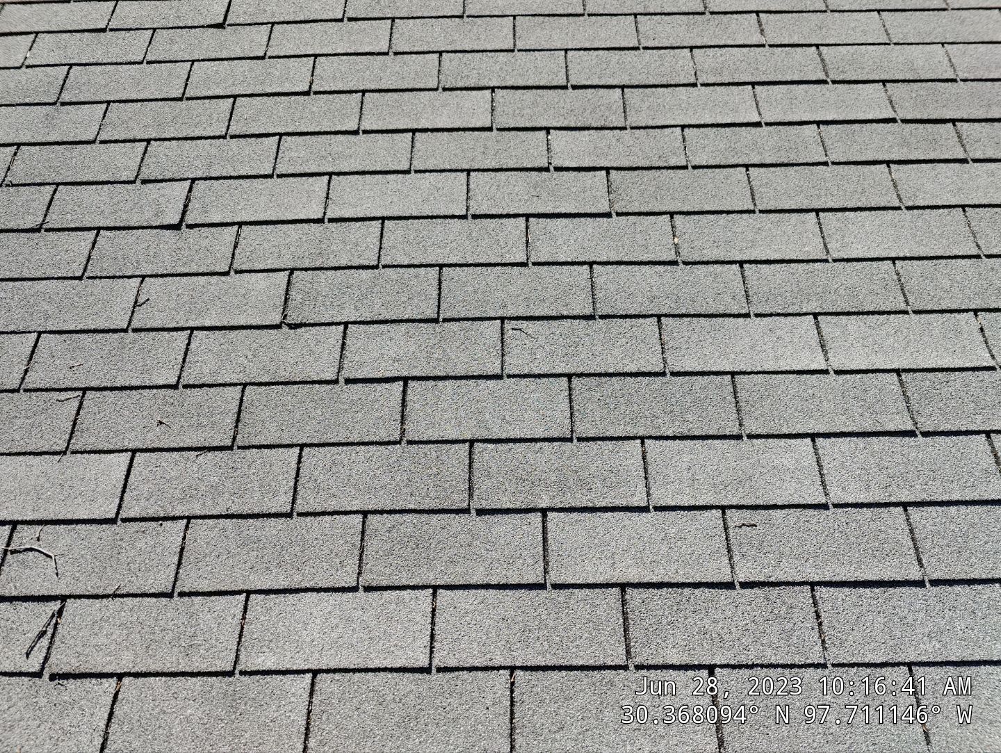 Residential Roofing Installation using Owens Corning Oakridge Estate Grey by DeZign Roofing & Exteriors