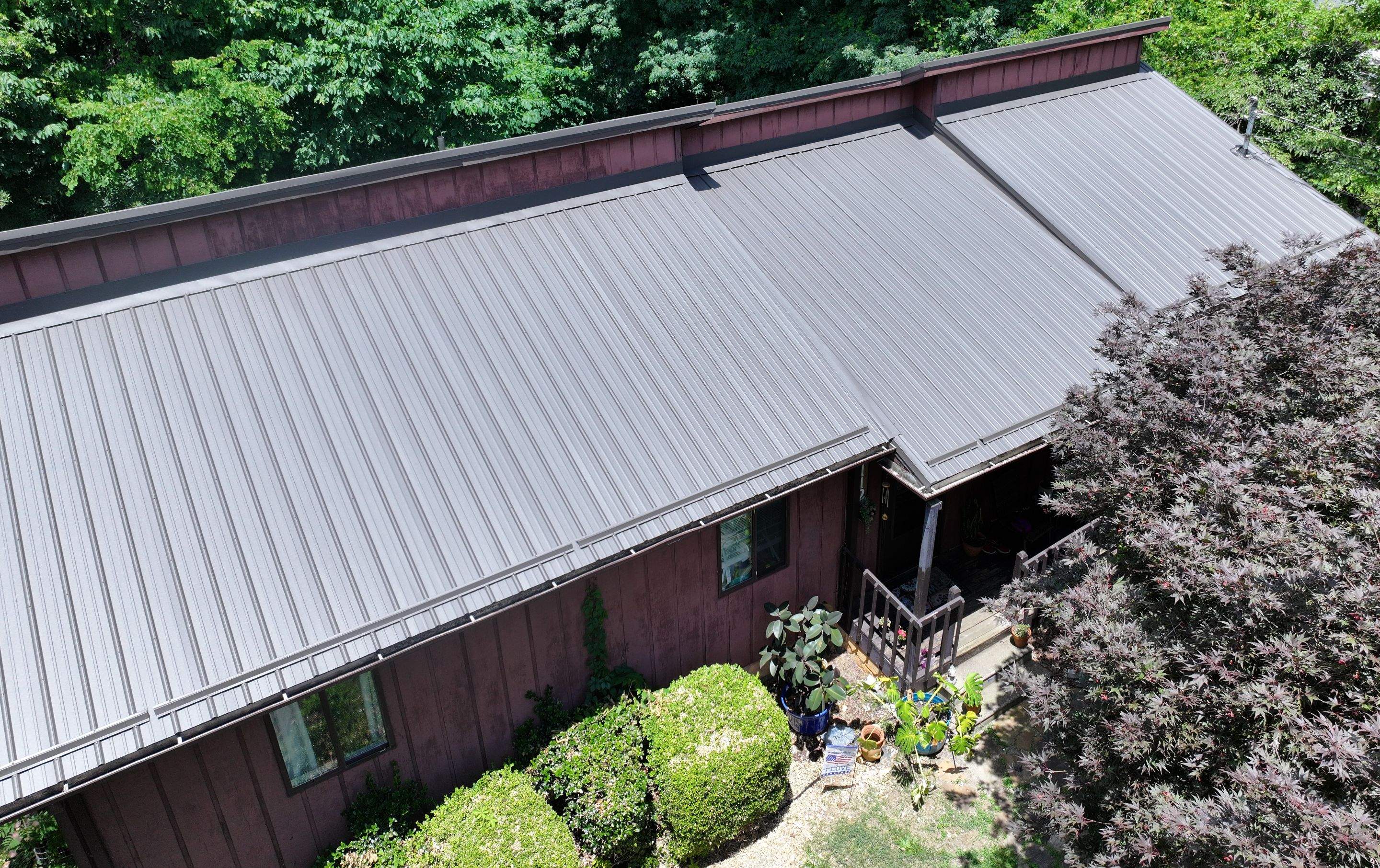 Boggs Residence by Omnia Roofing