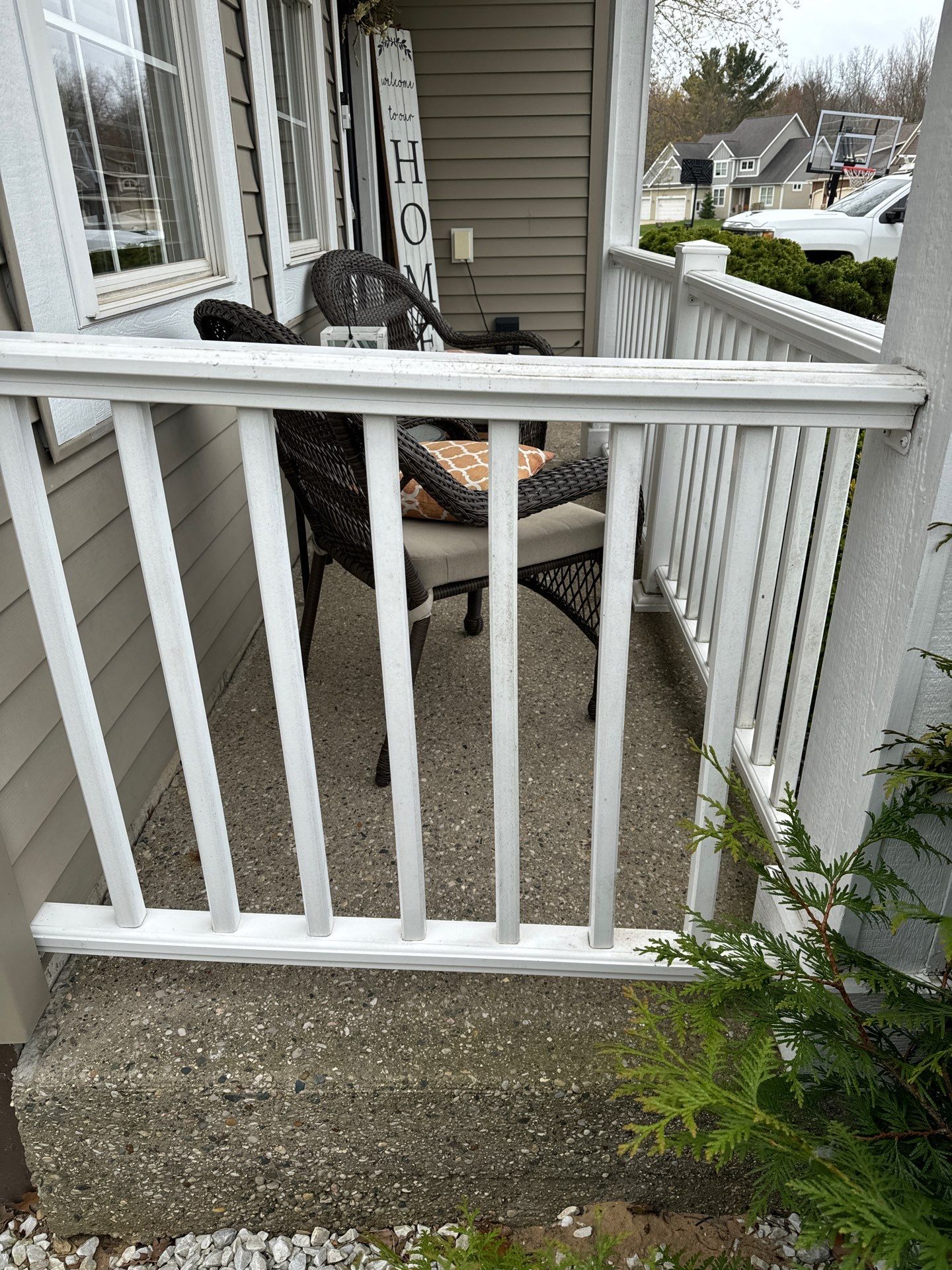 Exterior home painting. by Gordon Painting