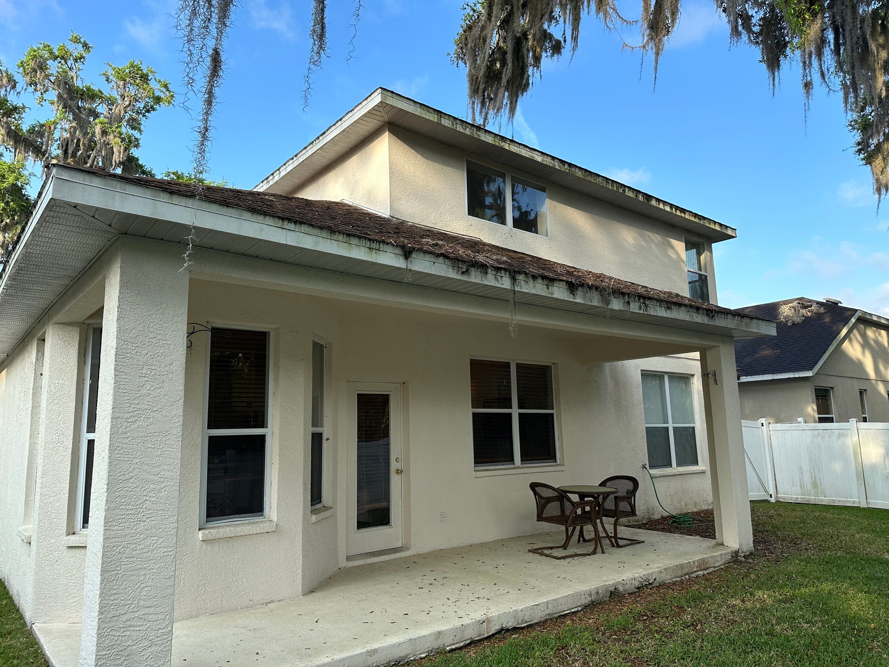 House Wash, Vinyl Fence, Patio, Driveway & Sidewalk Cleaning in Oakley Place, Ellenton, FL | Sunshine AquaWash by Sunshine AquaWash