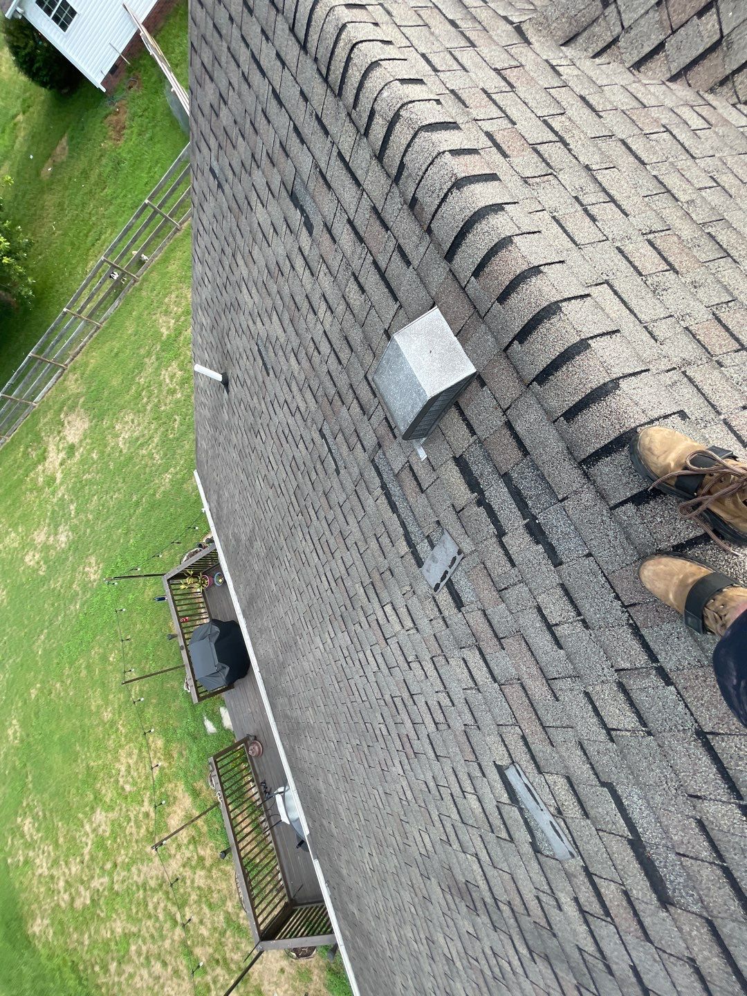 Residential Roofing Installation using Owens Corning Oakridge Roofing System by Undersun Roofing 