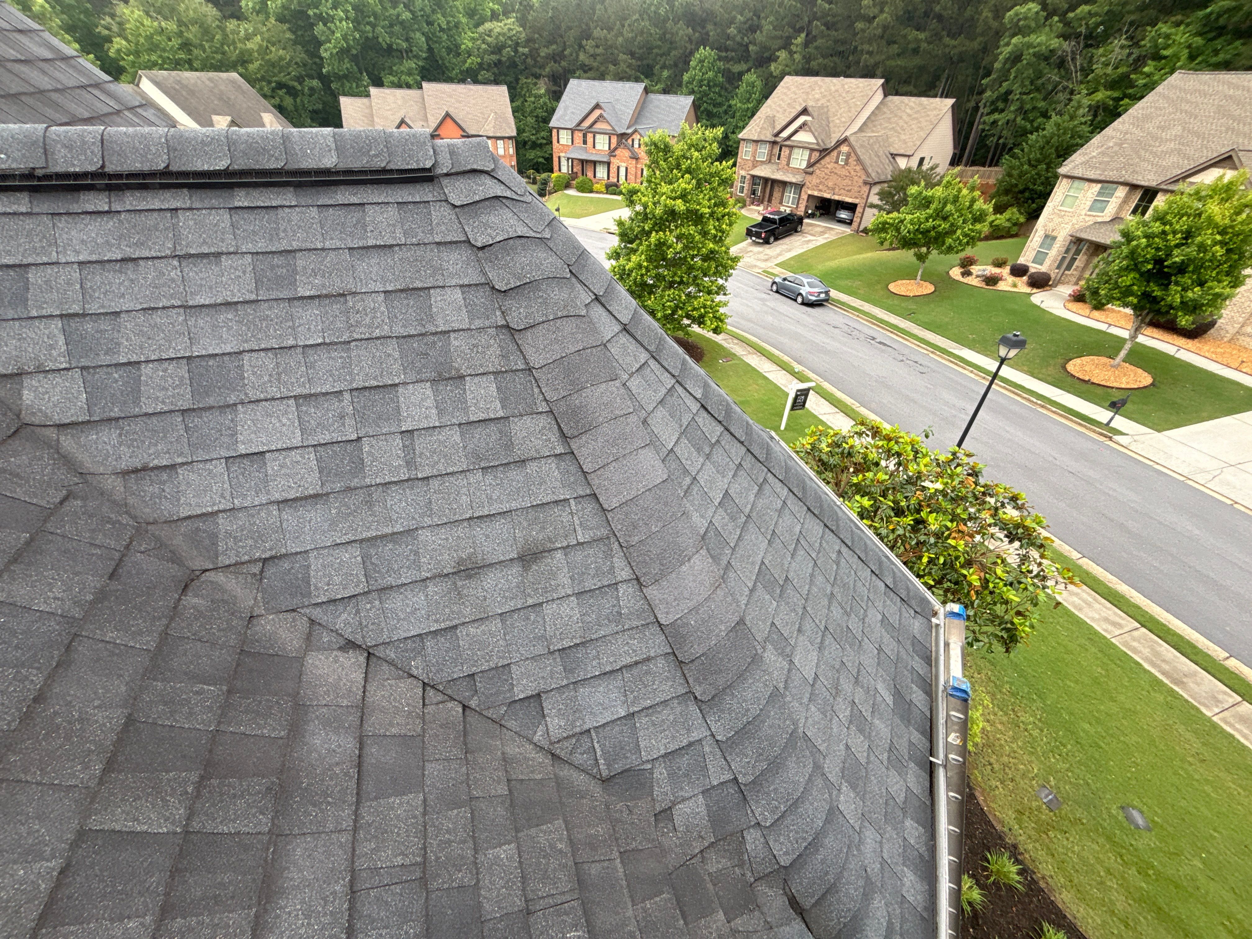 Wind Damage by Deerfield Roofing LLC