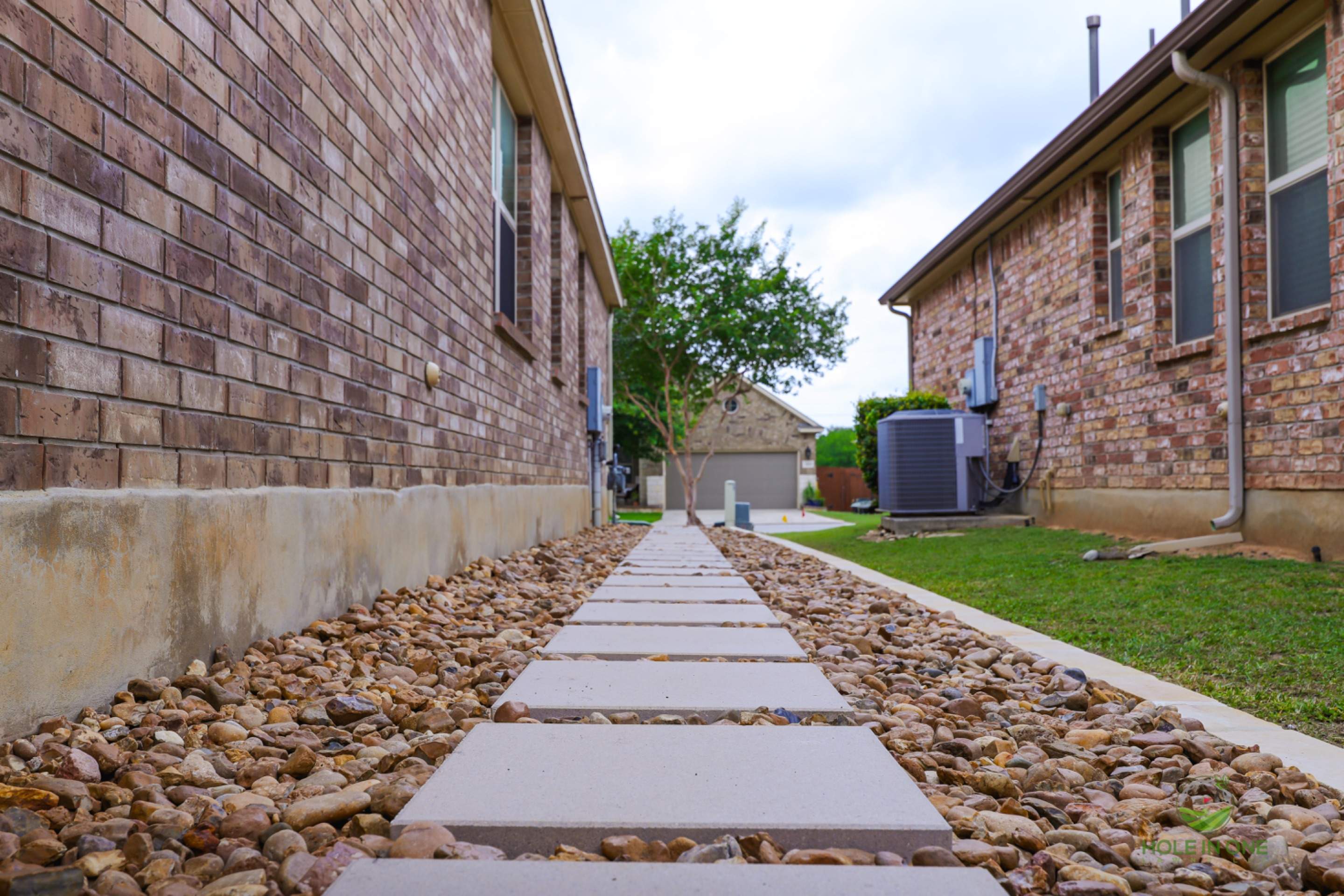 Wortham Oaks, San Antonio TX by Hole In One Lawns, LLC