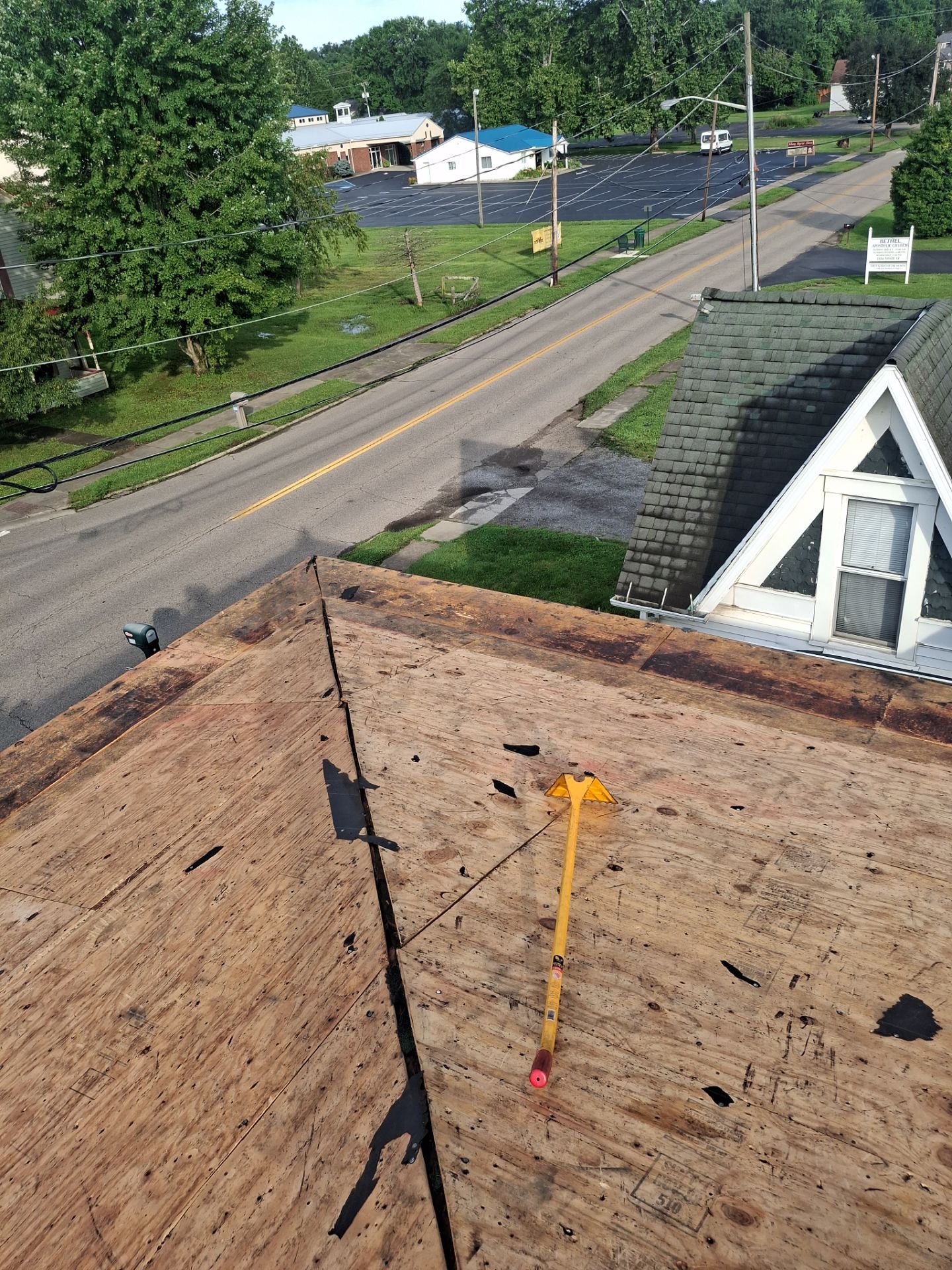 Residential Roofing Installation using GAF Timberline HDZ Williamsburg Slate by Rainstoppers Roofing