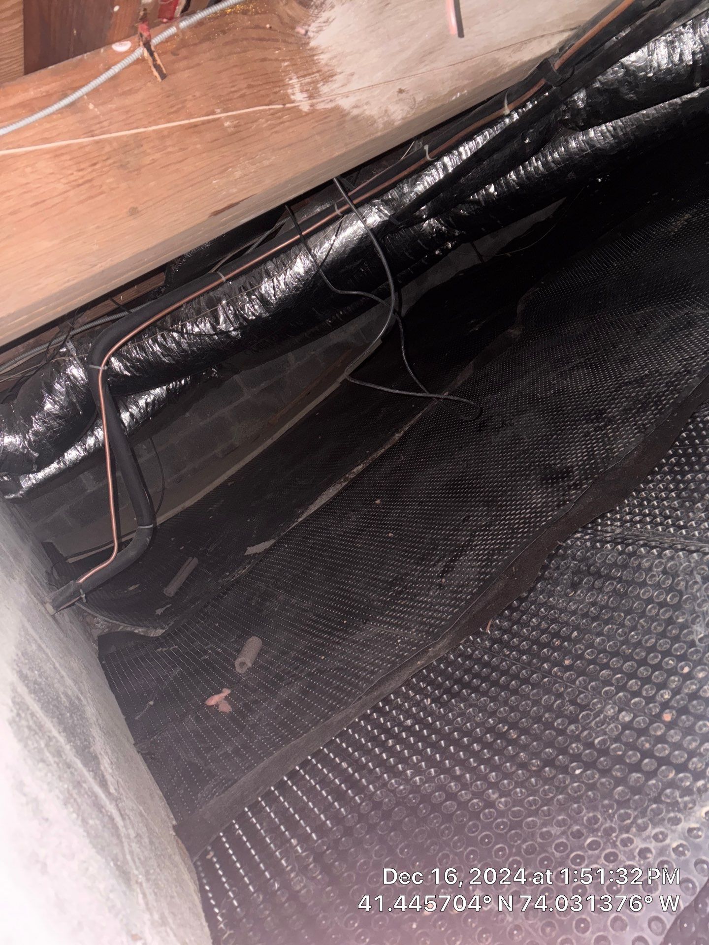 Crawl Space Encapsulation using Closed Cell Spray Foam by NYS Foam & Energy