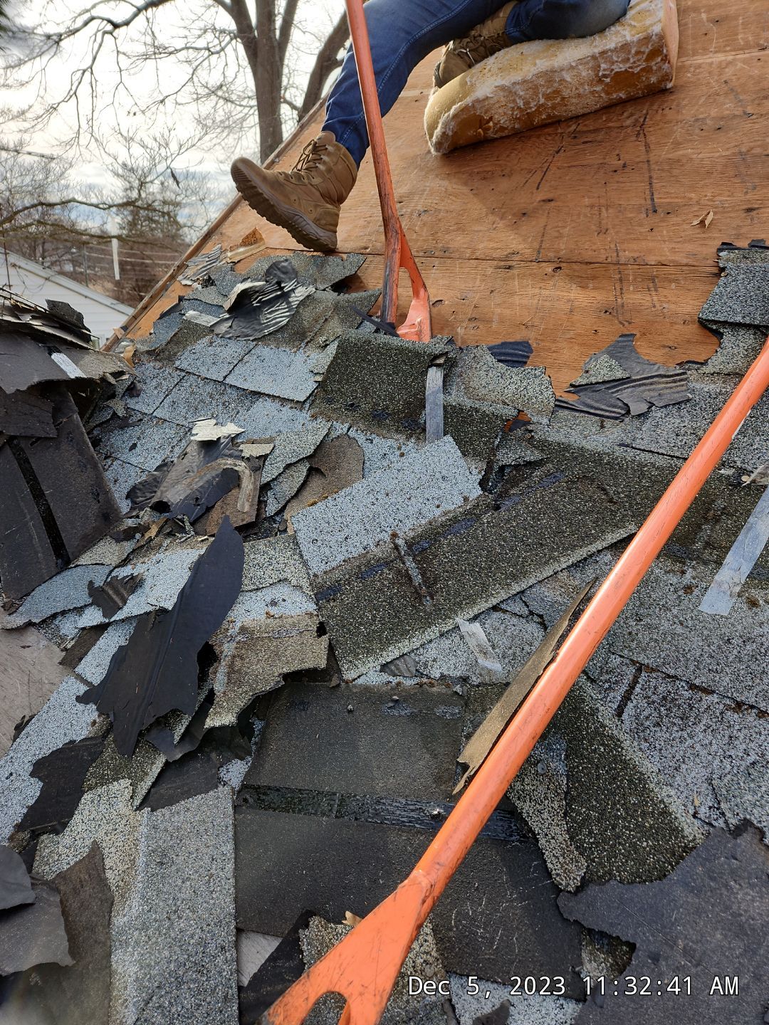 Residential Roofing Installation using Owens Corning TruDefinition by A Plus Exterior