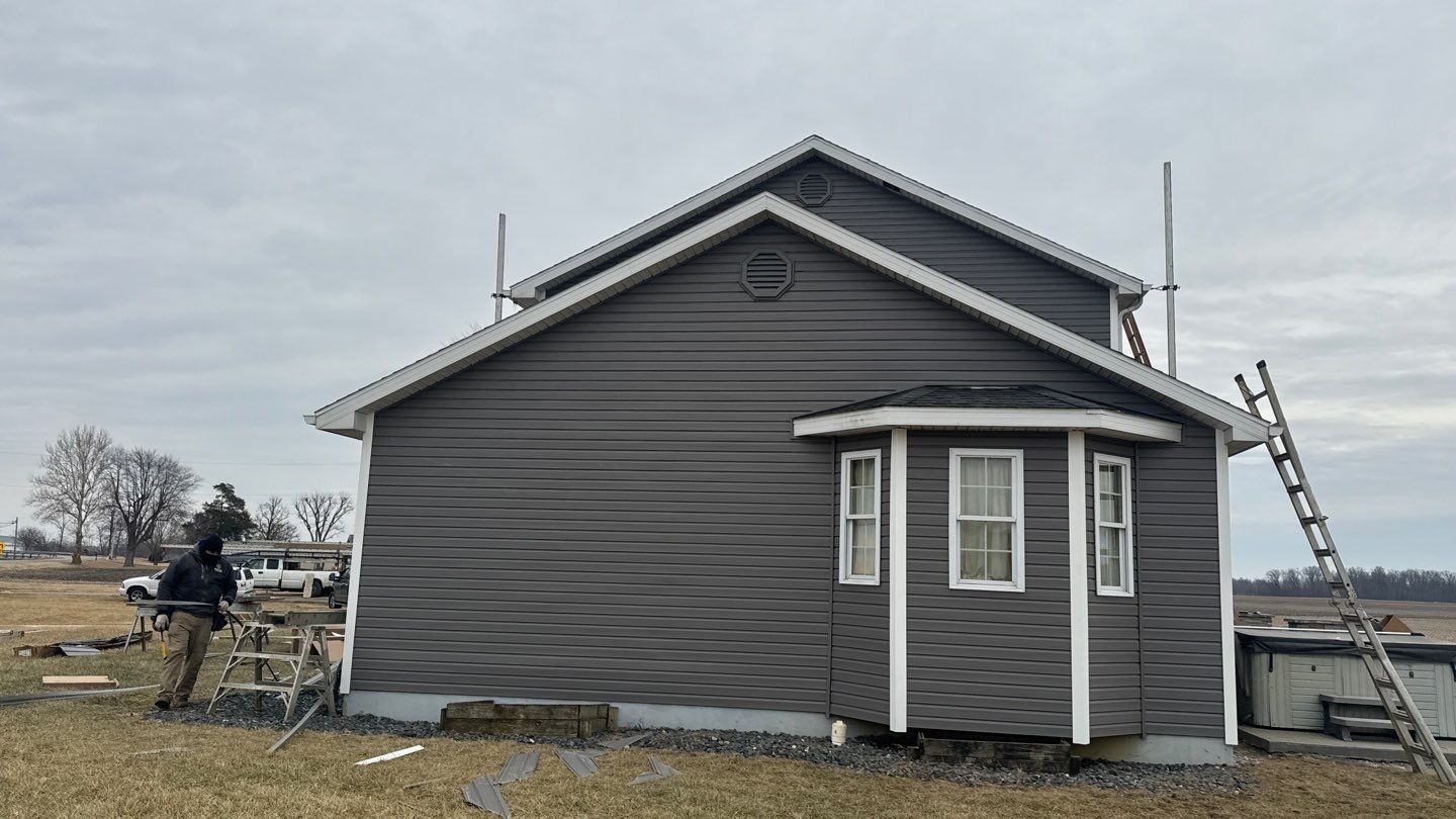 Siding Installation using Alside Coventry D4DL by Nitro Roofing and Construction