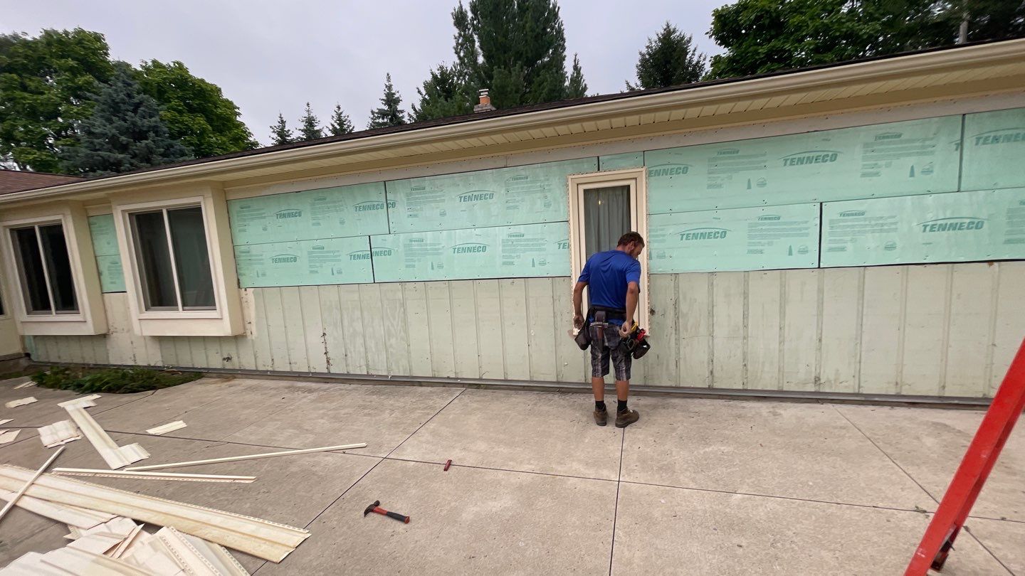Siding Replacement using CertainTeed Restoration Classic D5 by 180 Contractors
