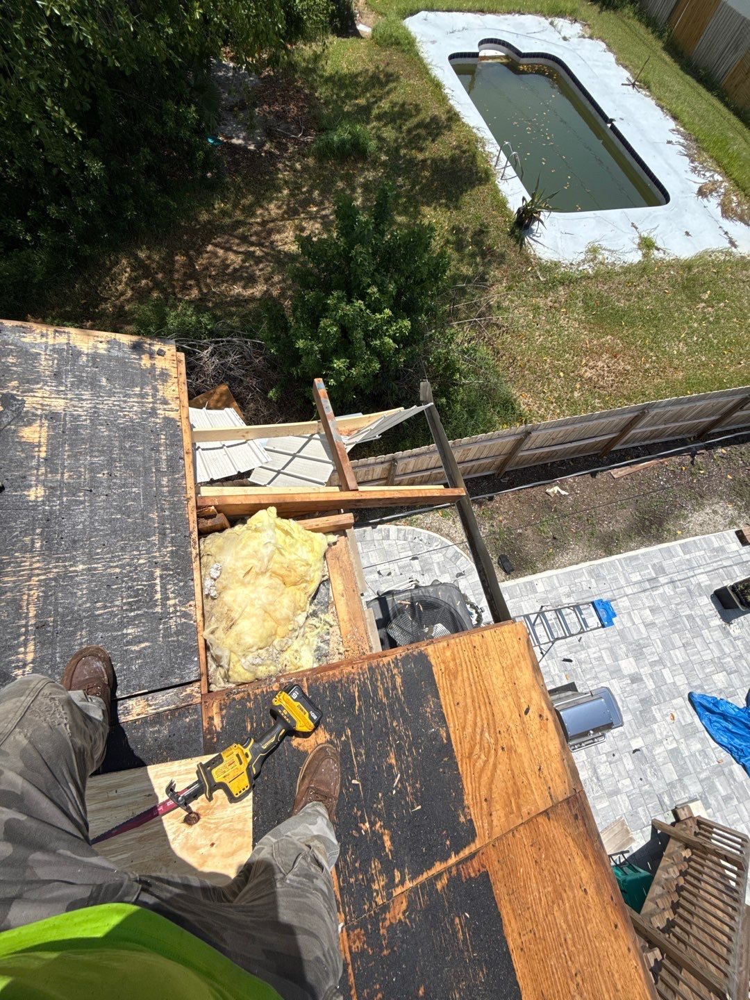 Project in St. Petersburg 33703 by Mitchell Roofing Company LLC 