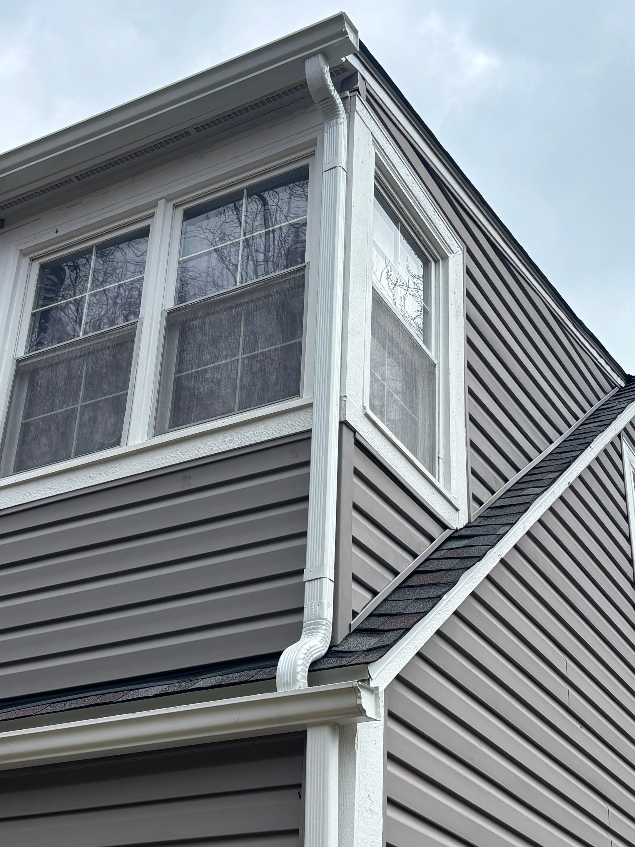 Roof Replacement using OC Duration Shingles by 180 Contractors
