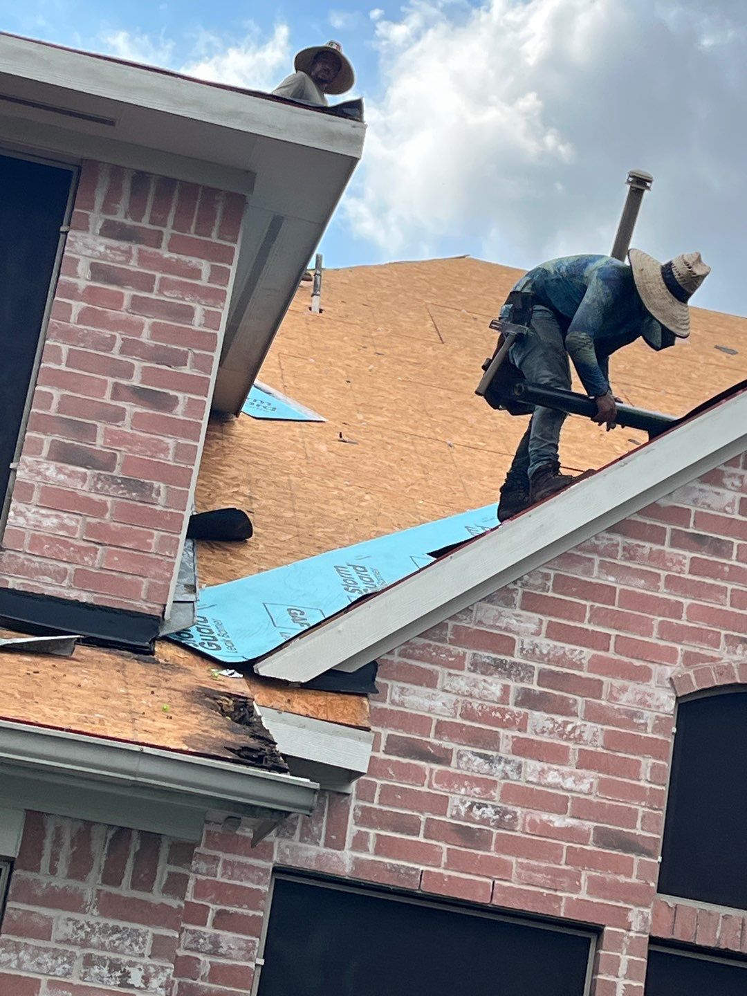 Residential Roof Replacement using GAF NATURAL SHADOW - CHARCOAL  by Elite Roofing LLC