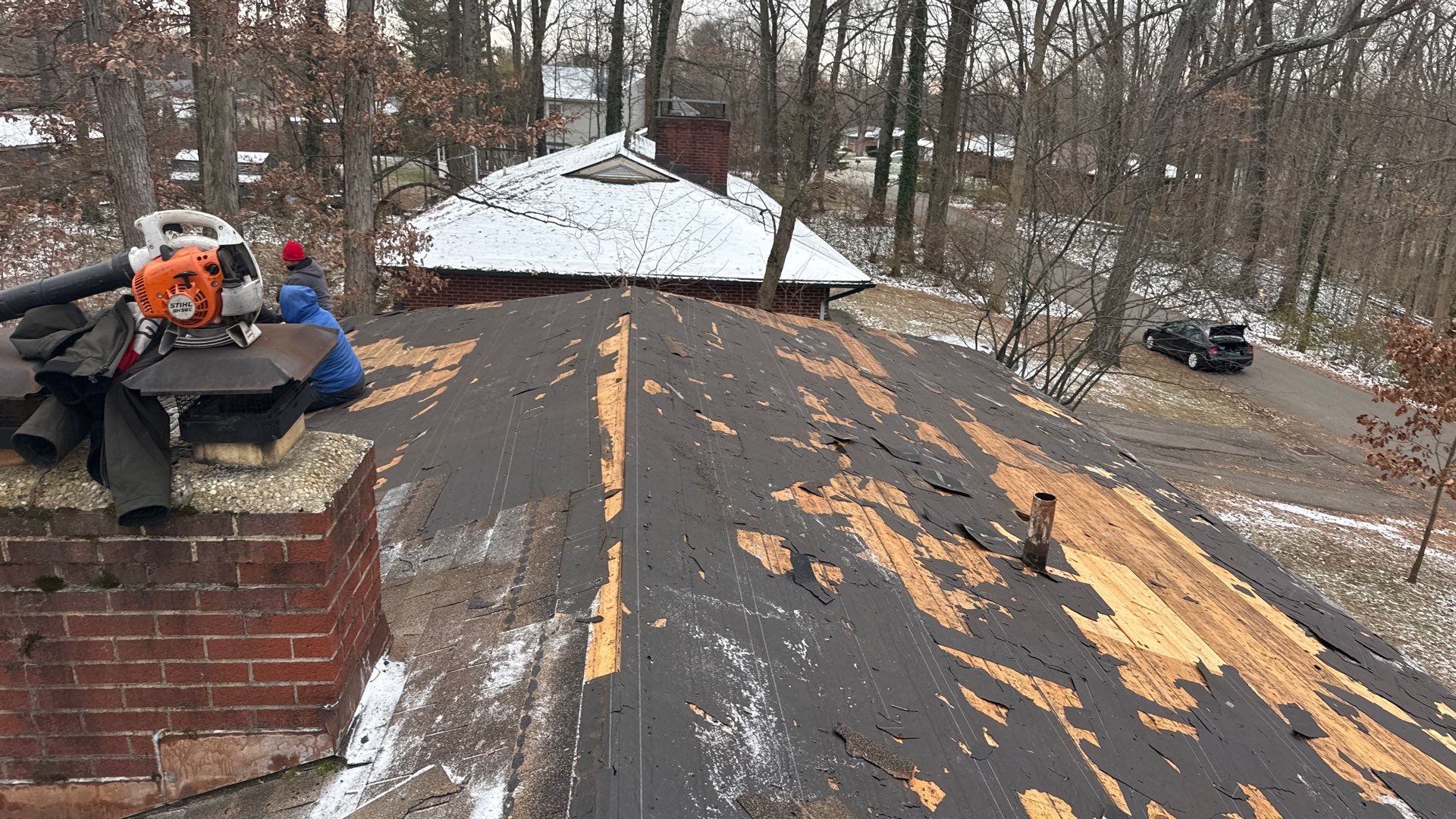 Residential Roofing Installation using Timberline UHDZ Shingles - Barkwood by RoofX 