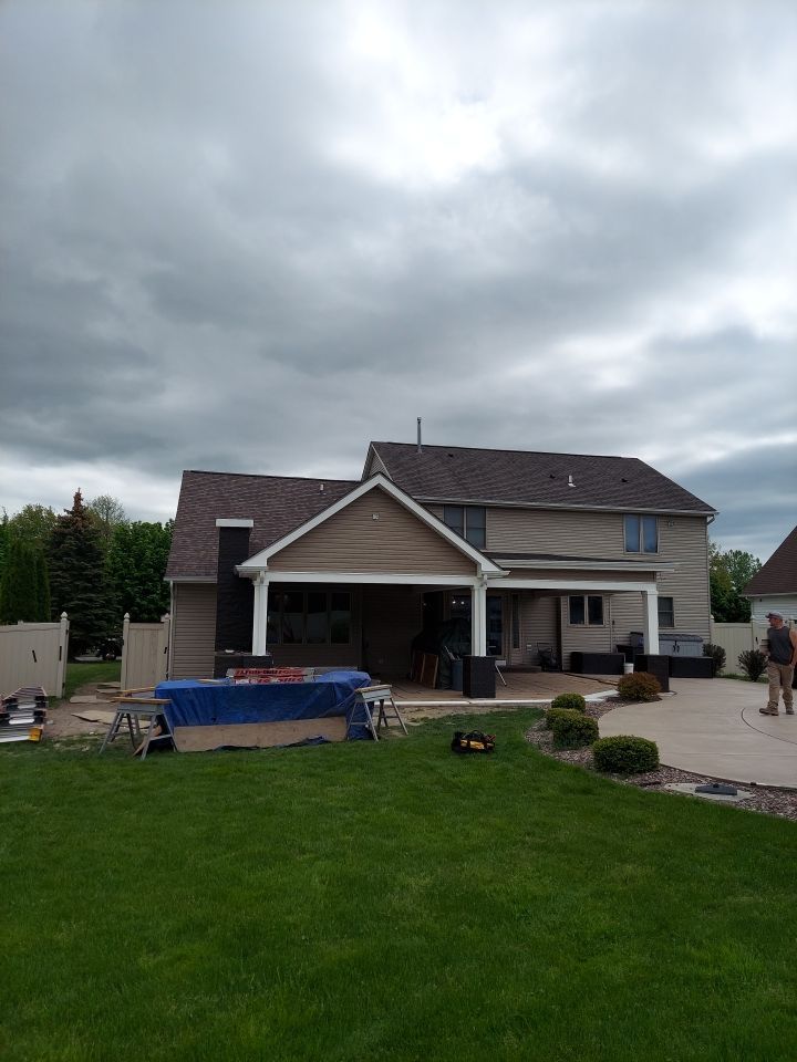 Outdoor Living Addition by Ivy Lea Construction