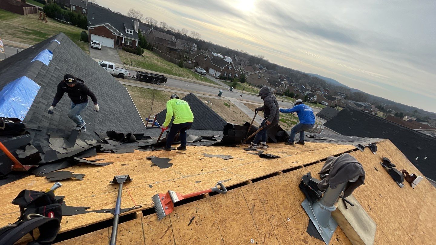 Residential Roofing Installation using Owens Corning Roofing System by Undersun Roofing 