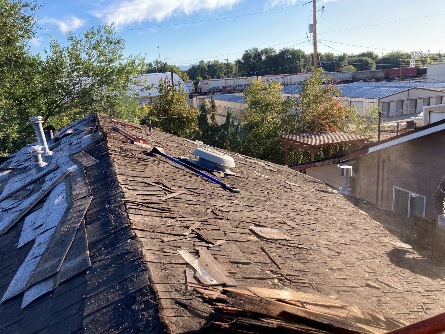 Nampa ID., single level Investment Property Roofing Installation using Owens Corning Oakridge in Peppermill Grey by ID Roofing LLC