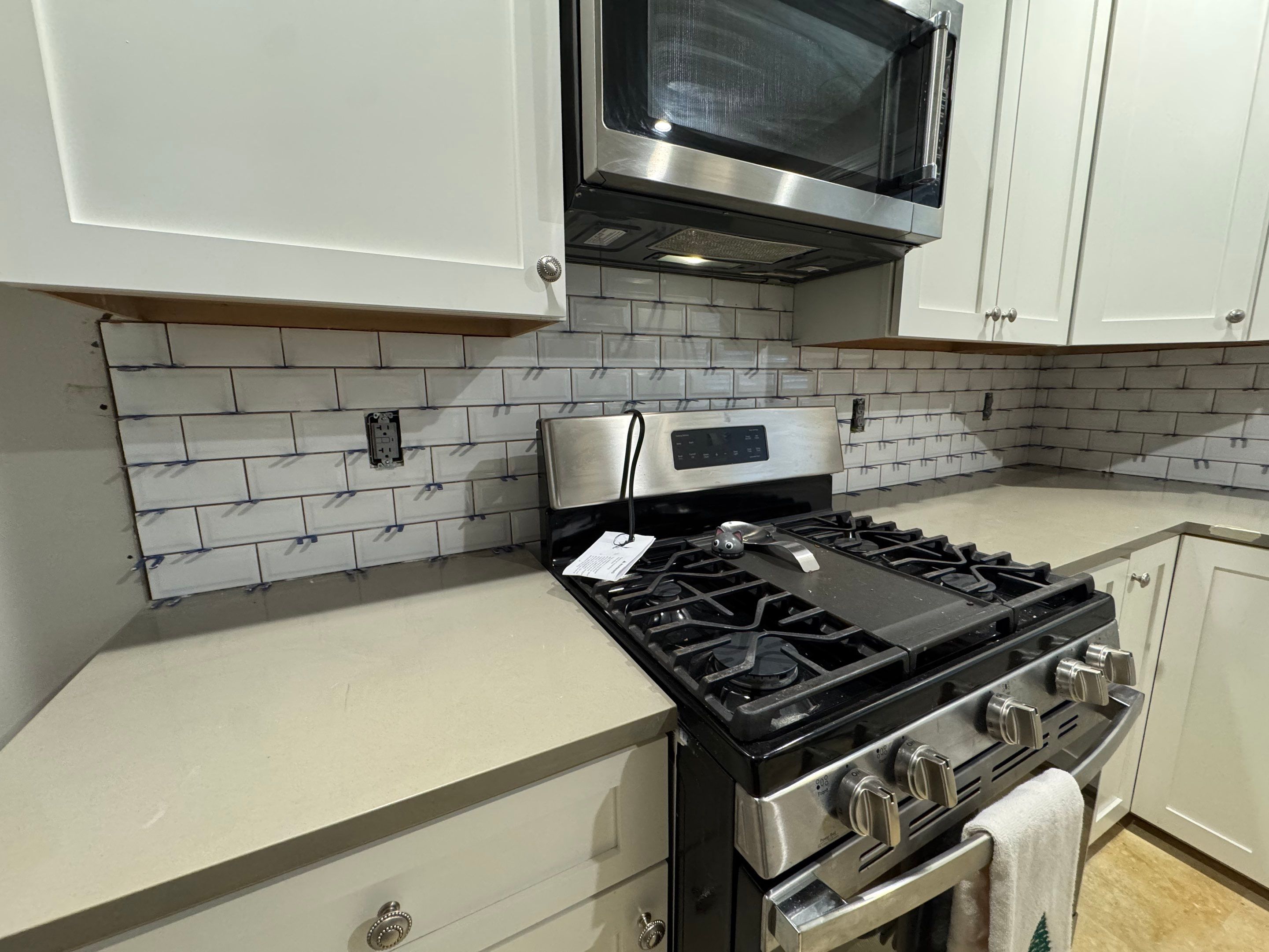 Rednar Backsplash by Integrity Tile and Home LLC