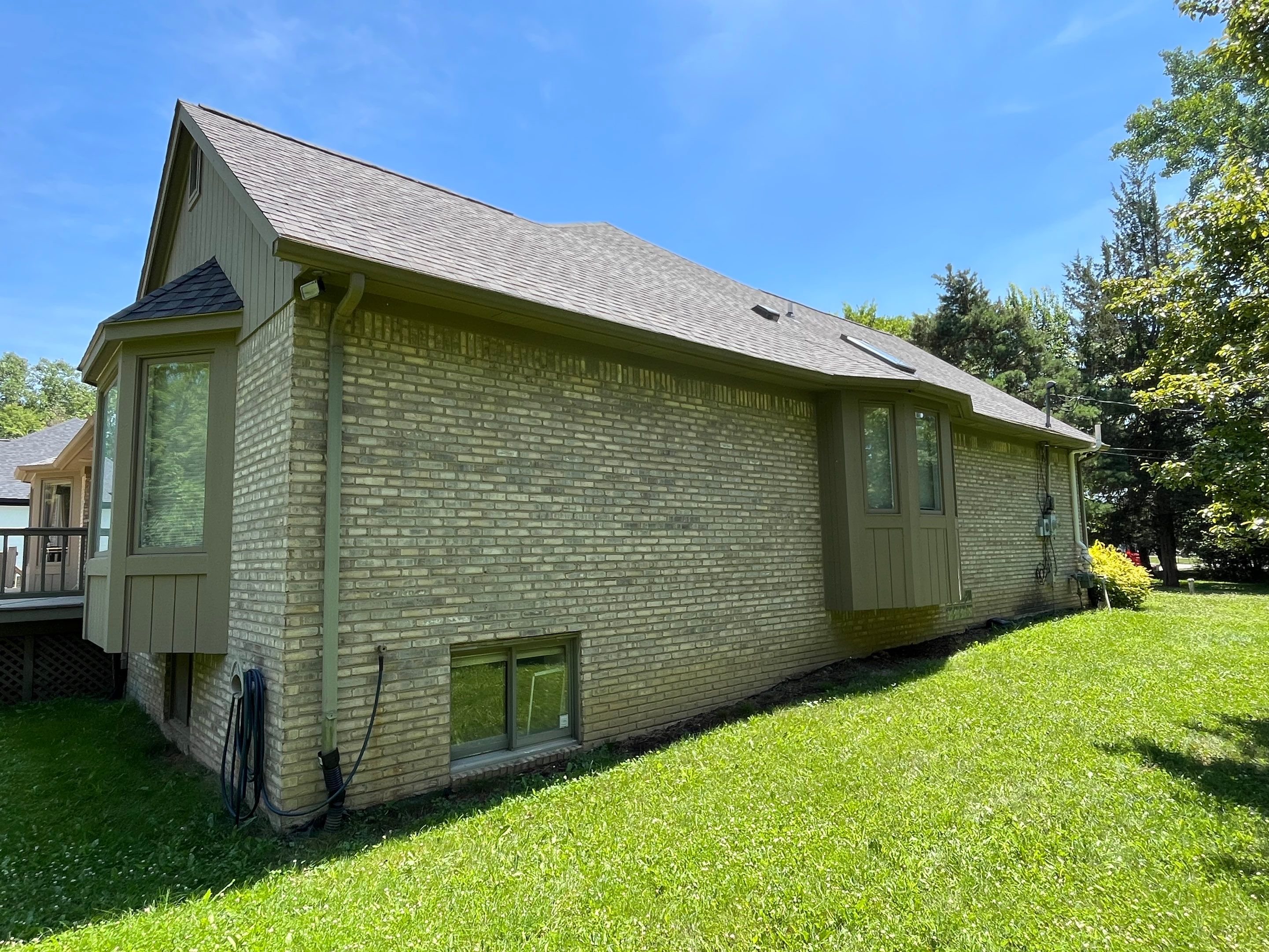 Siding Replacement using Alside Charter Oak D4.5" Laguna Blue by 180 Contractors