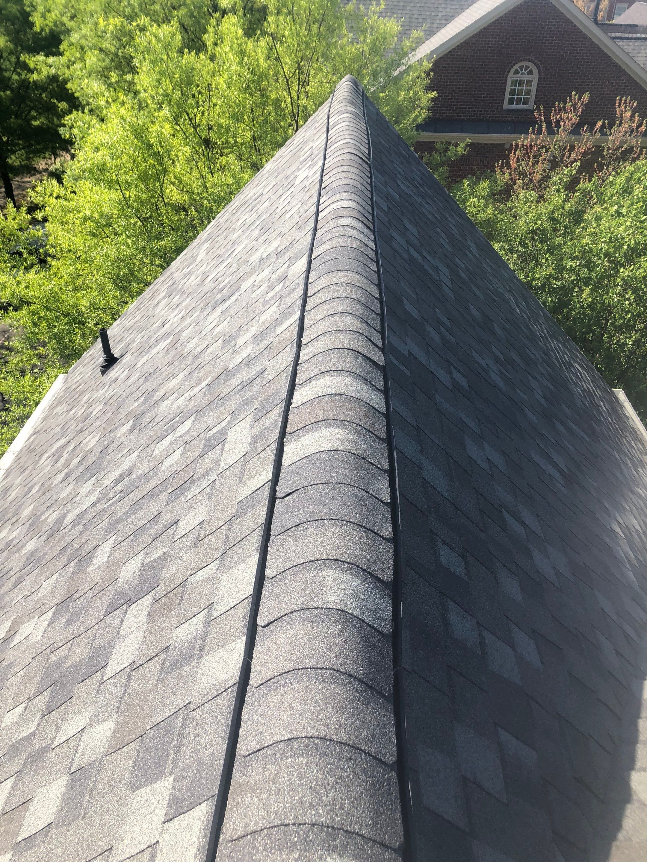 Alexandria: CertainTeed Landmark Pro Designer Shingles in Max Def Georgetown Gray by RM Banning, Inc.