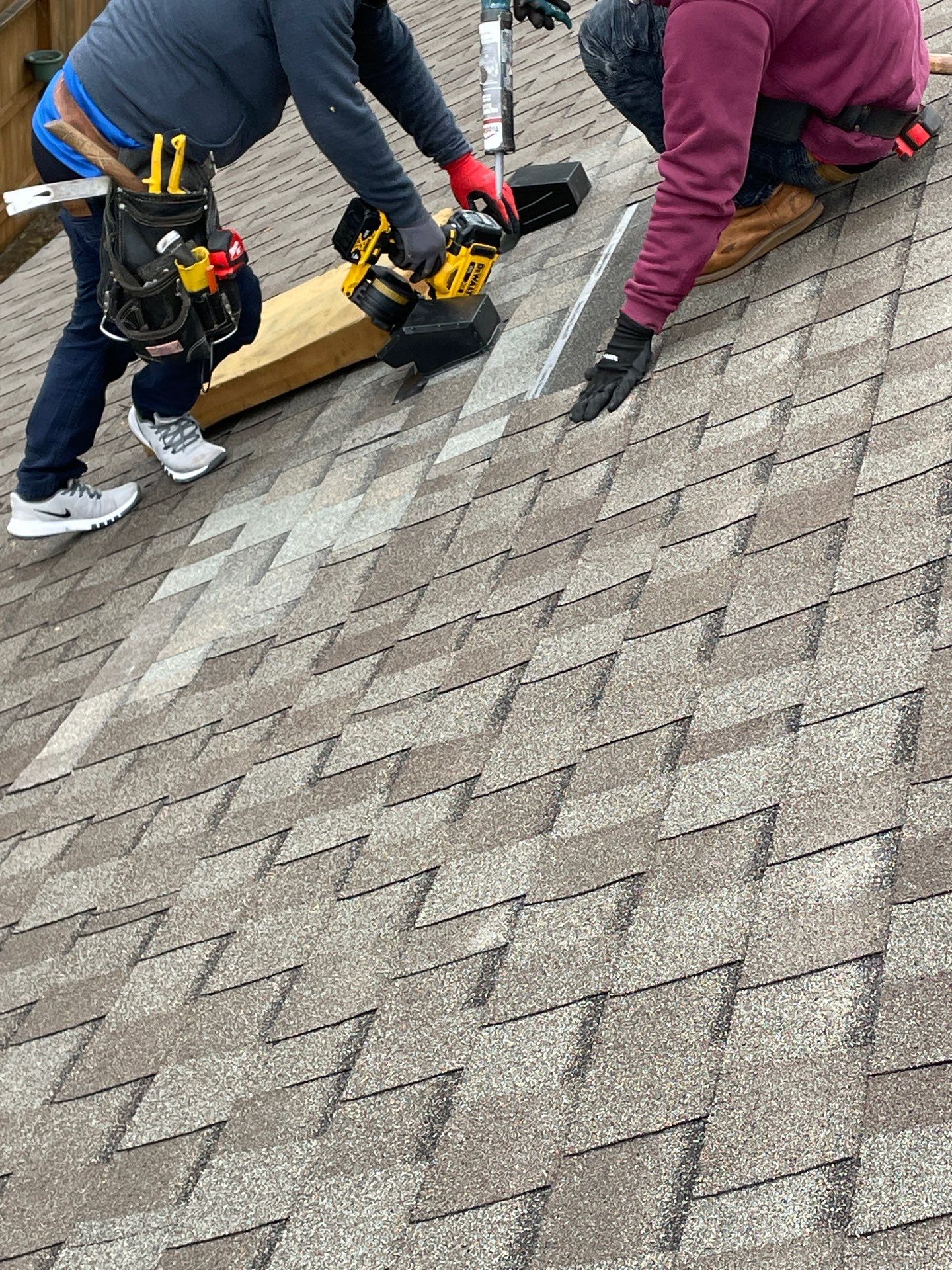 Hail Damage using Owen's Corning Duration (Lifetime) Shingles by Roof Repair Company